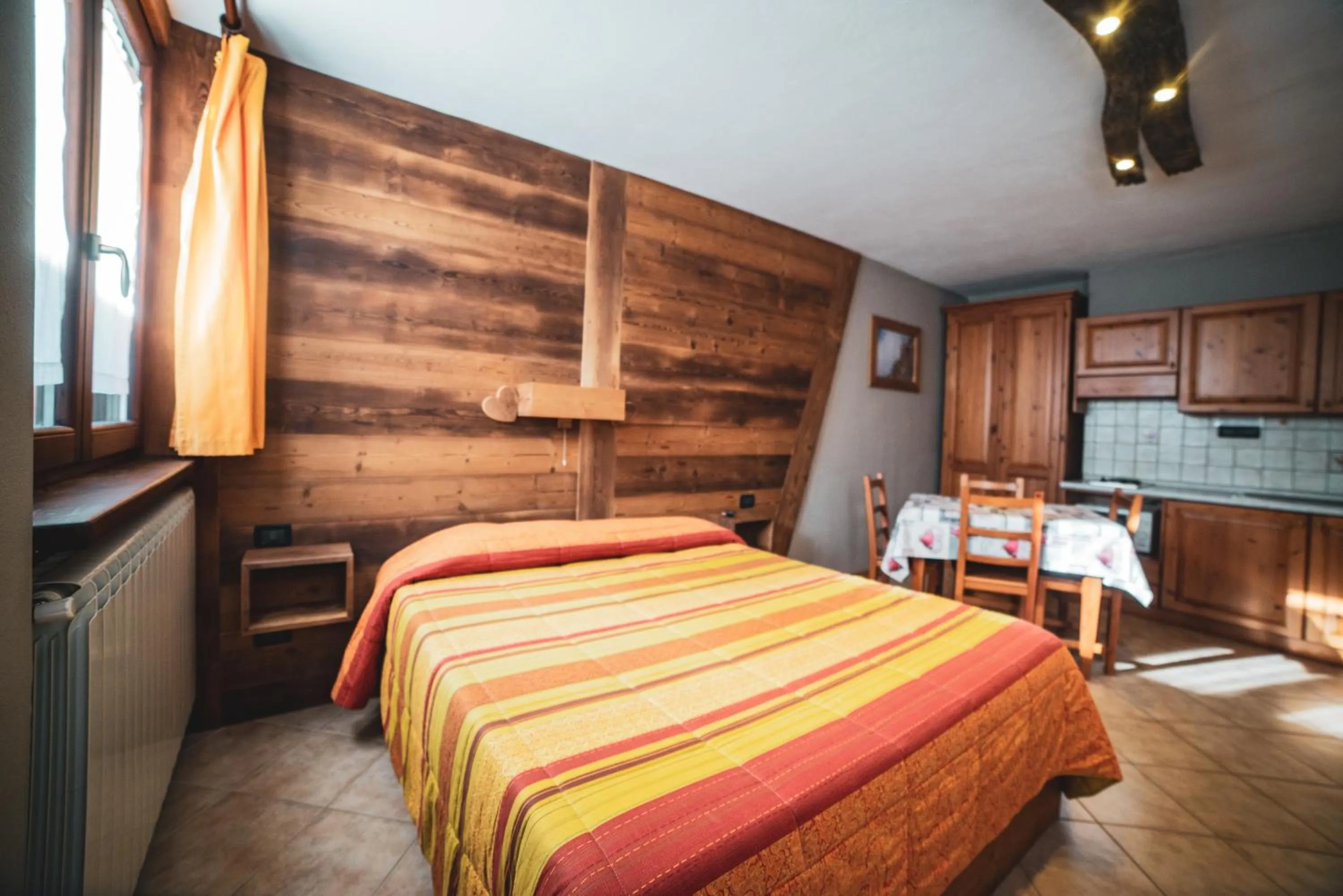 Kitchen or kitchenette, Bed in Chalet Della Guida