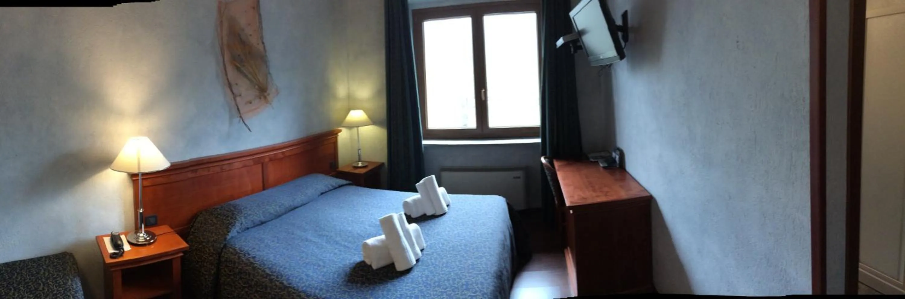 Photo of the whole room, Bed in Hotel Clari
