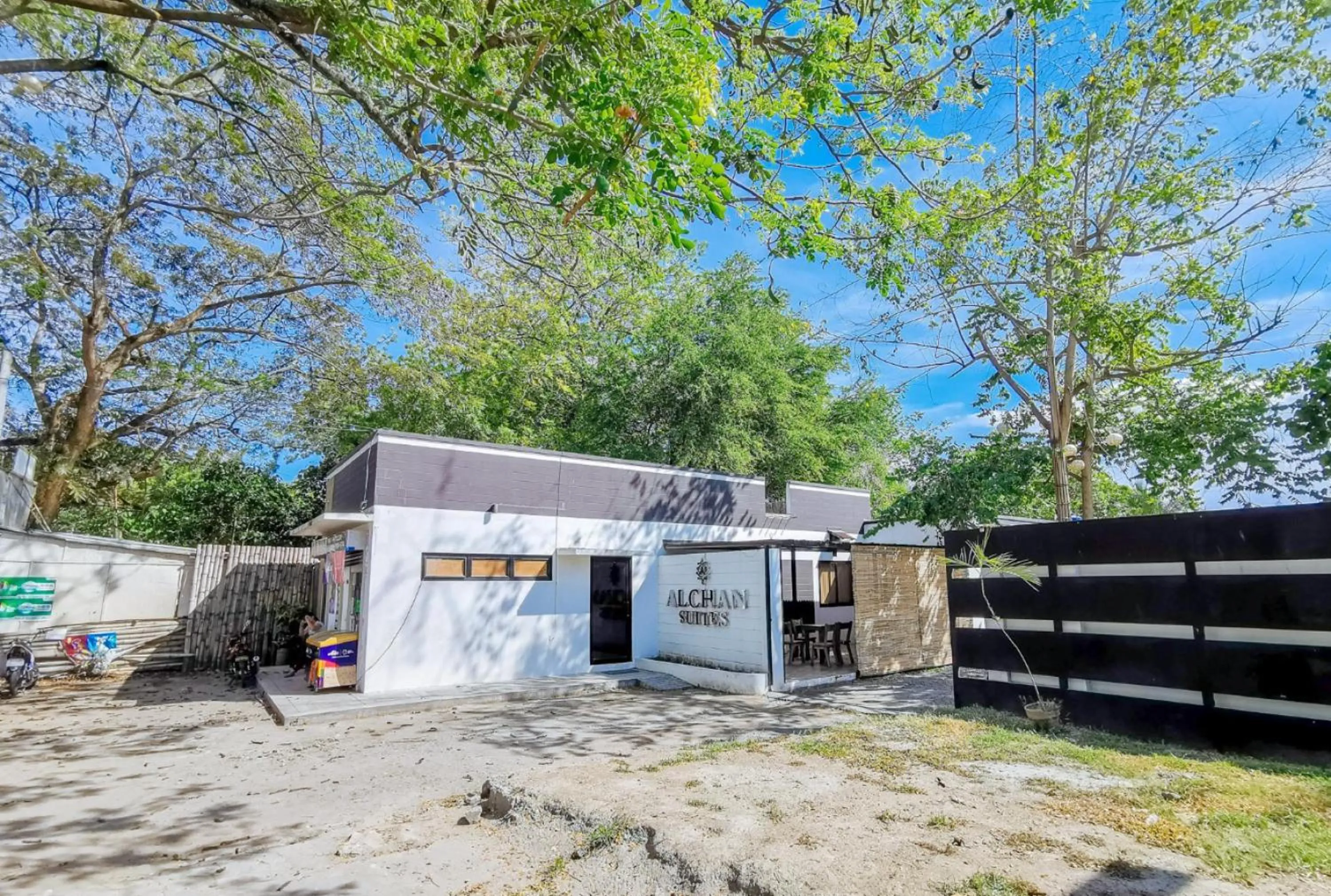 Property building in RedDoorz near Trade School Gensan