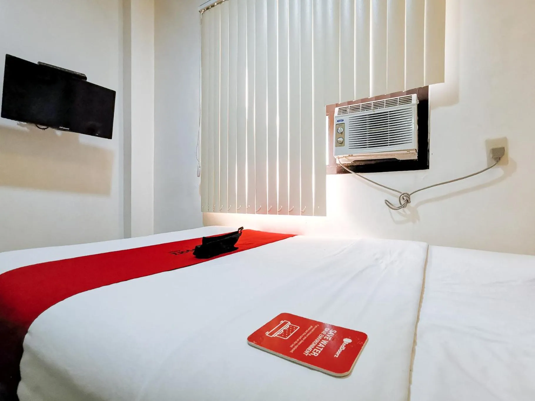 Bed in RedDoorz near Trade School Gensan