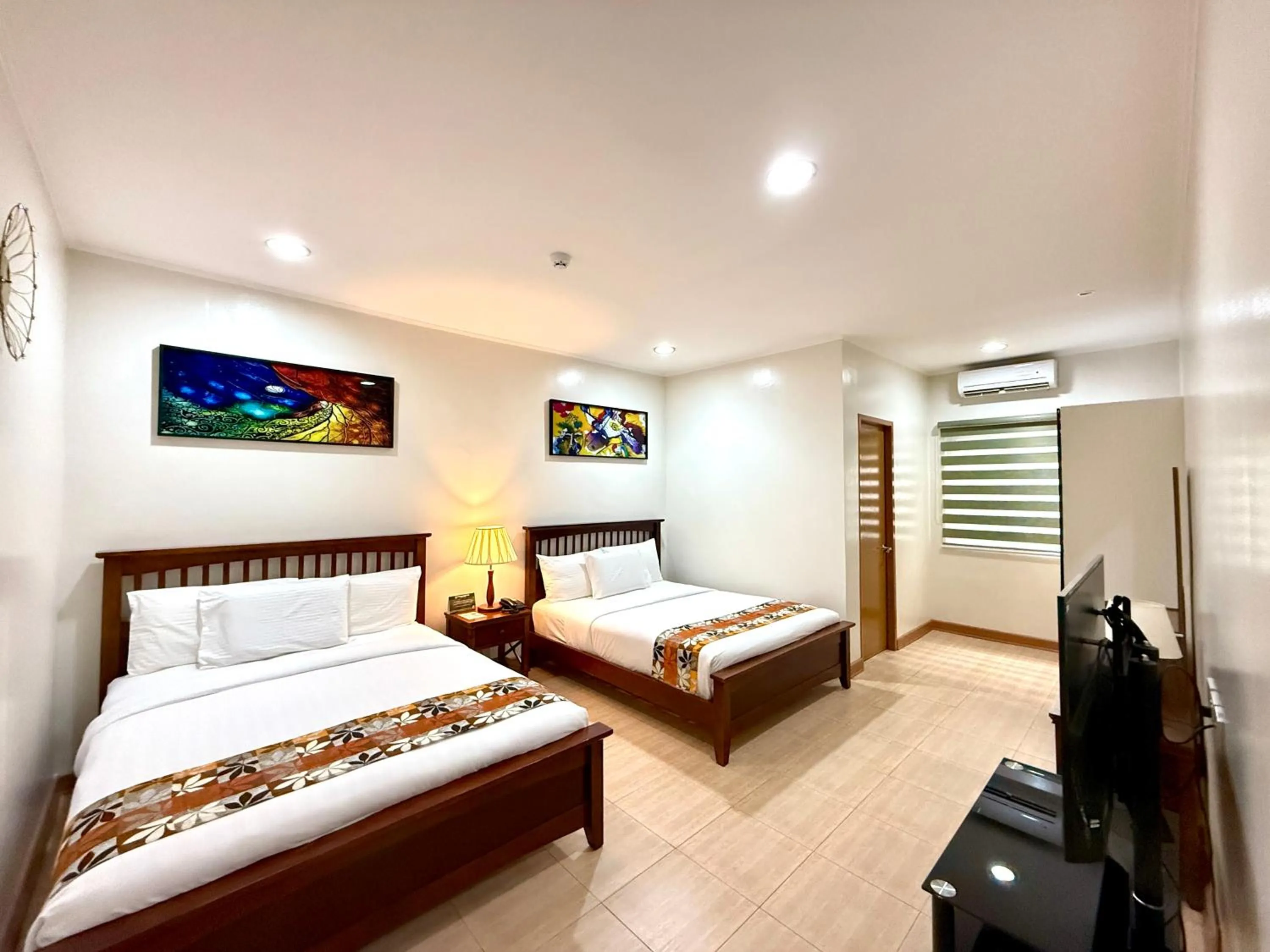 Bedroom, Bed in Batangas Country Club