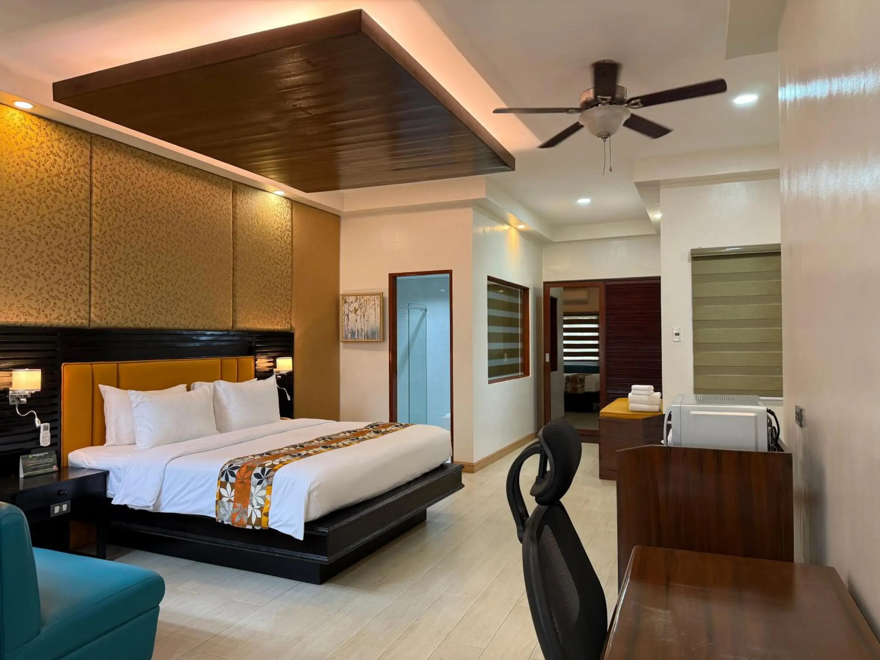 Bedroom, Bed in Batangas Country Club Bedroom, Bed in Batangas Country Club