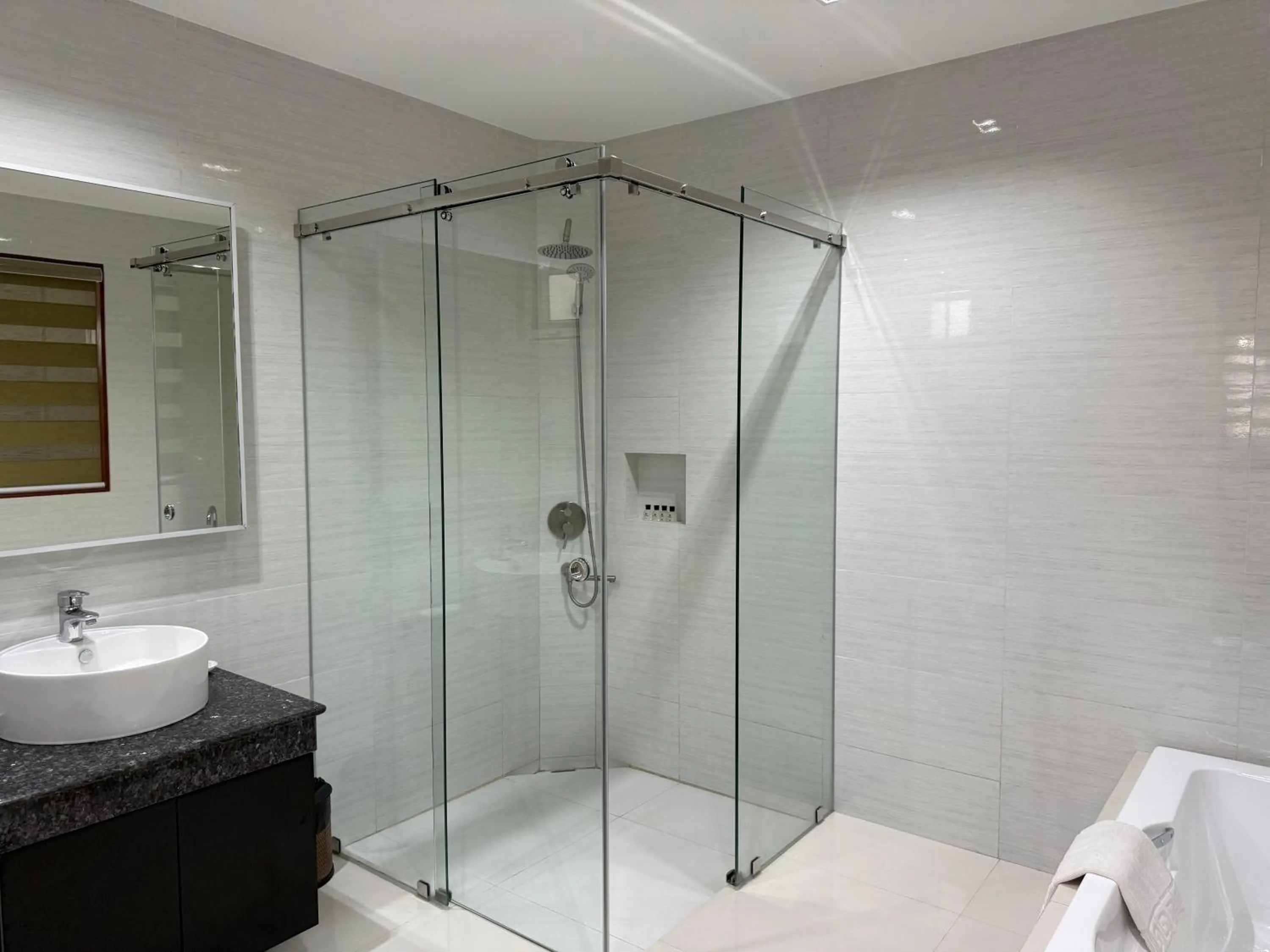 Shower in Batangas Country Club