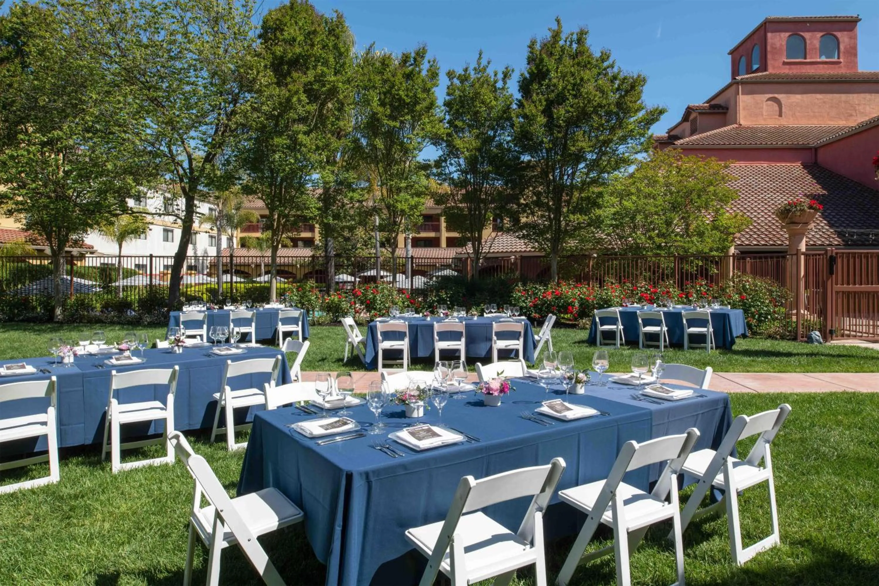 Meeting/conference room in DoubleTree by Hilton Sonoma Wine Country
