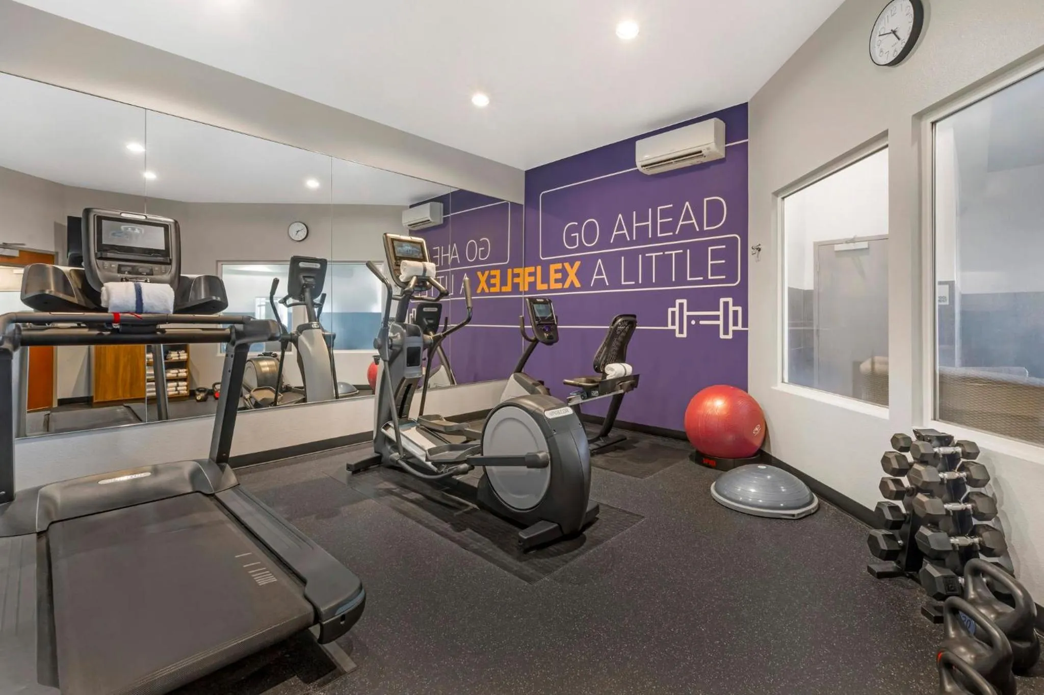 Spa and wellness centre/facilities in Holiday Inn Express Hotel & Suites Astoria by IHG