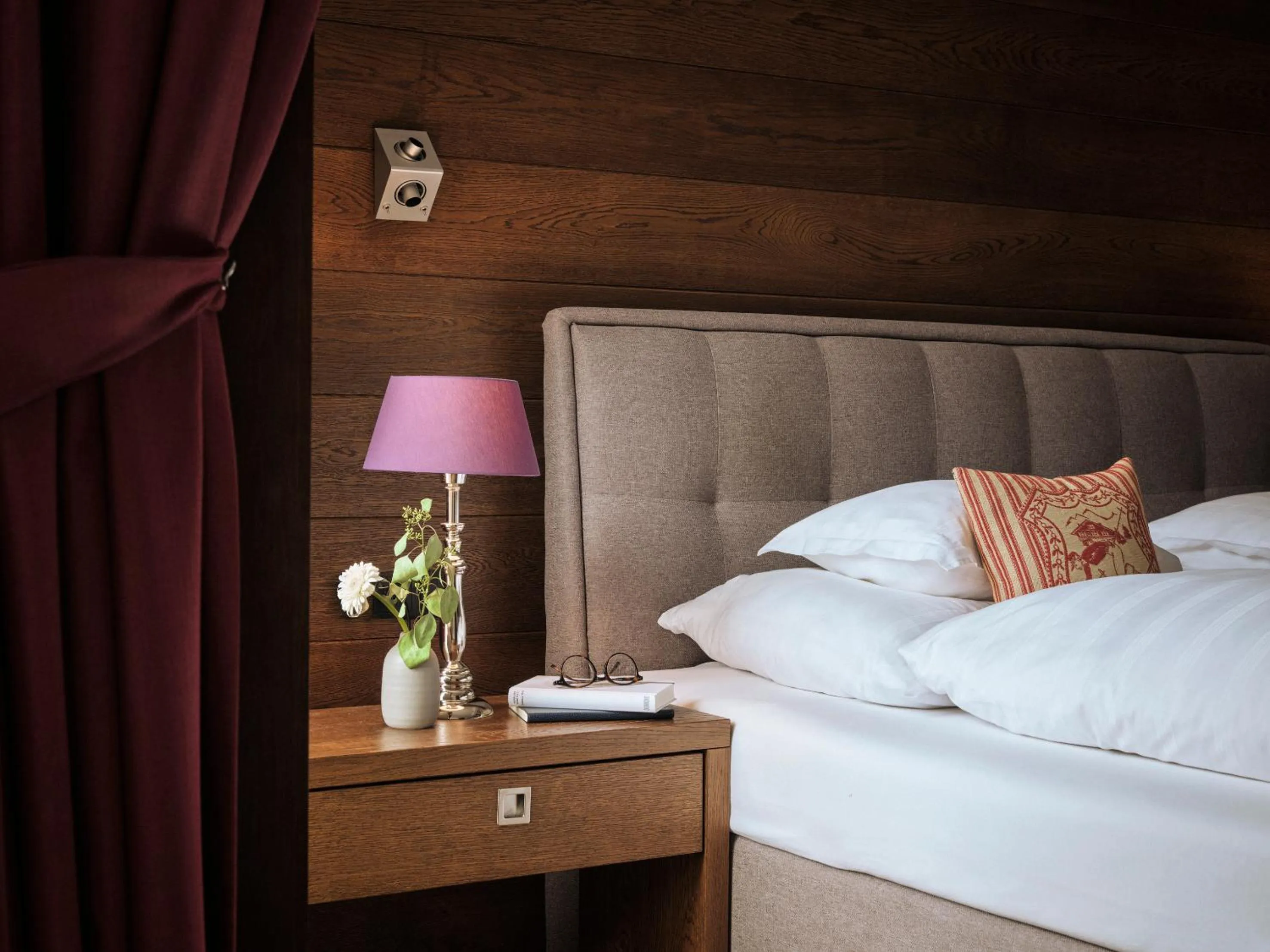 Bed in Hotel Sandhof