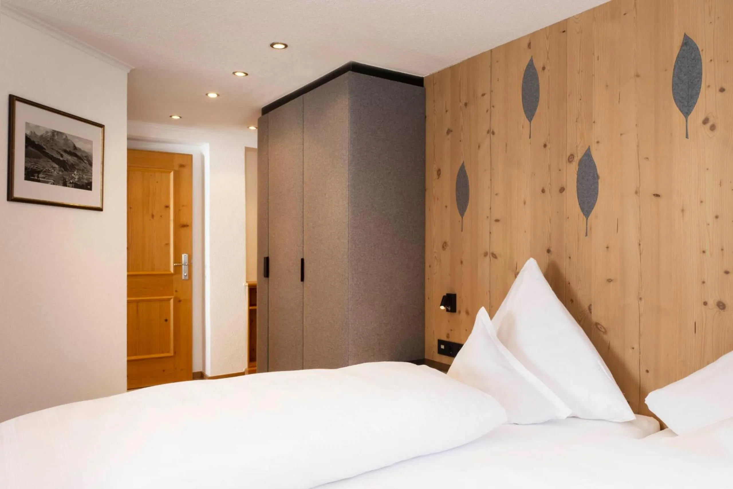 Photo of the whole room, Bed in Hotel Sandhof