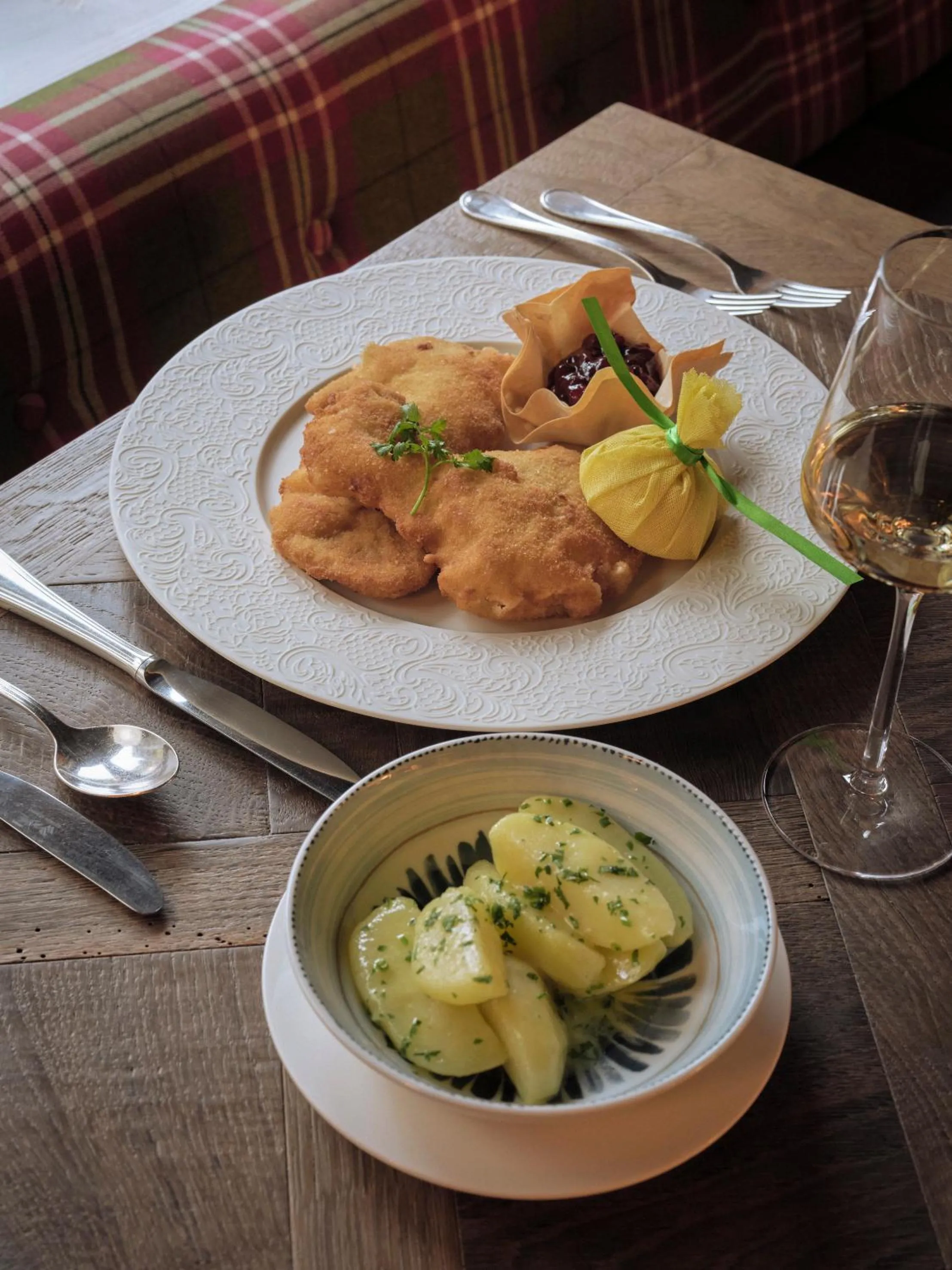 Restaurant/places to eat in Hotel Sandhof