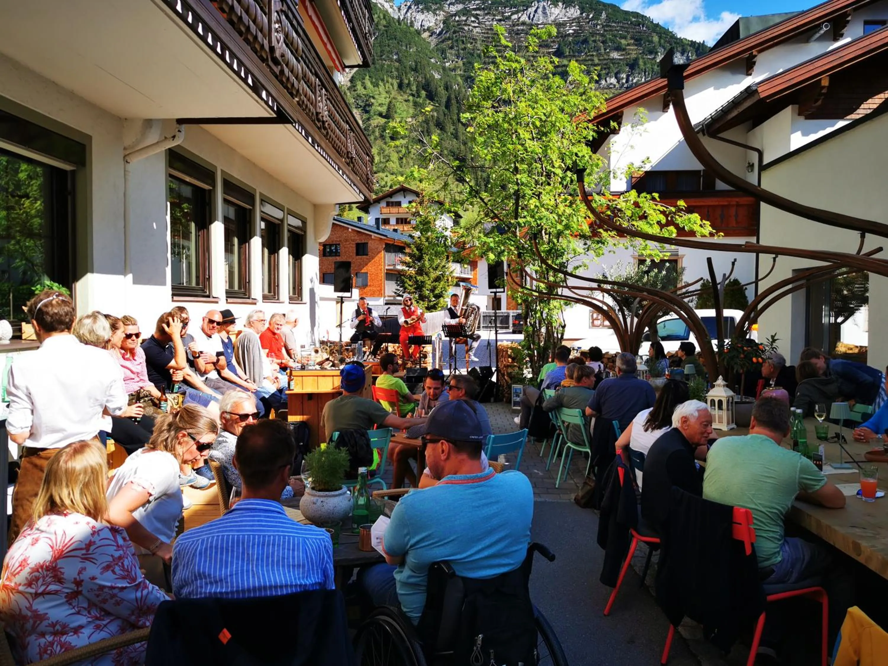 Restaurant/places to eat in Hotel Sandhof