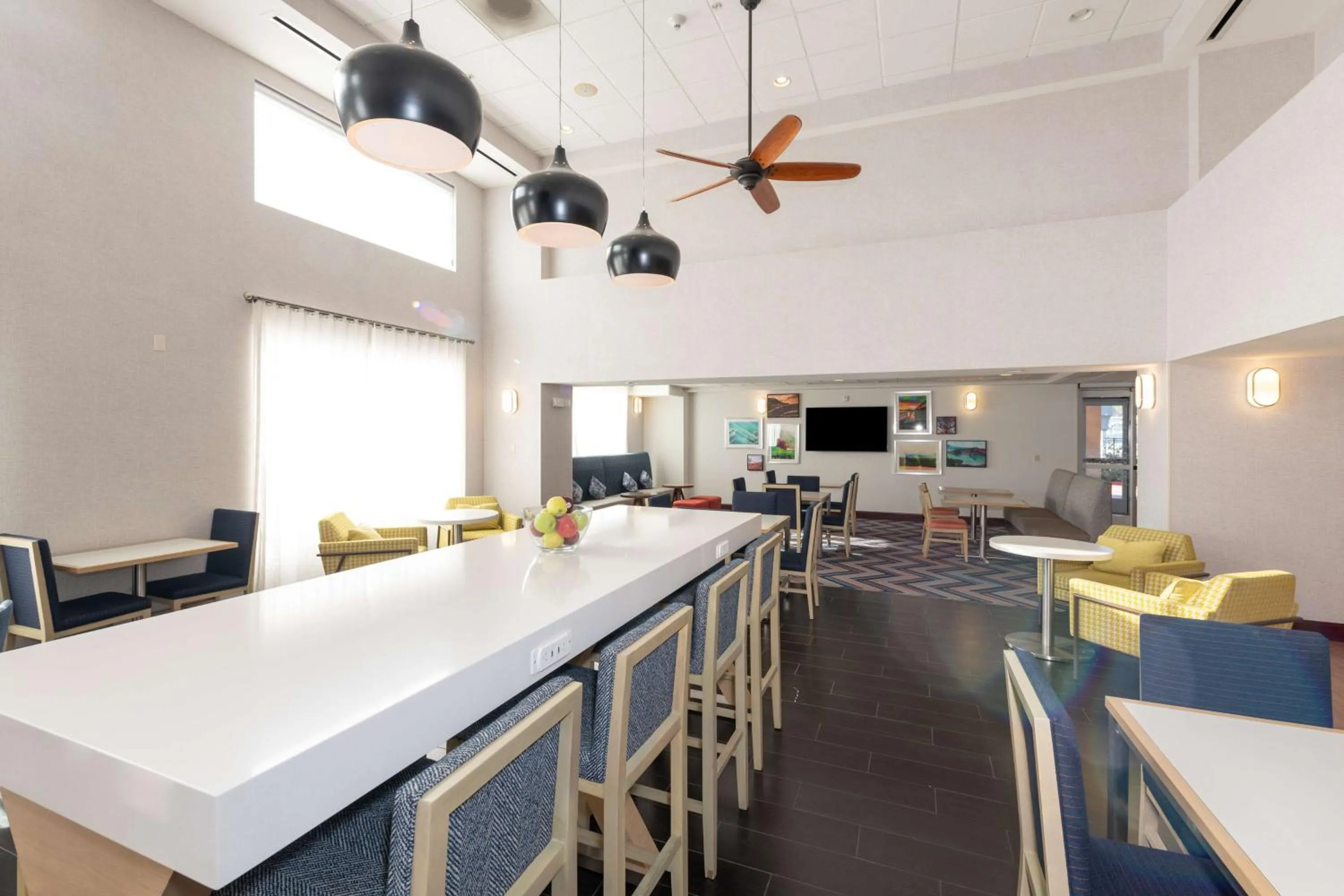 Lobby or reception in Hampton Inn & Suites Pittsburg