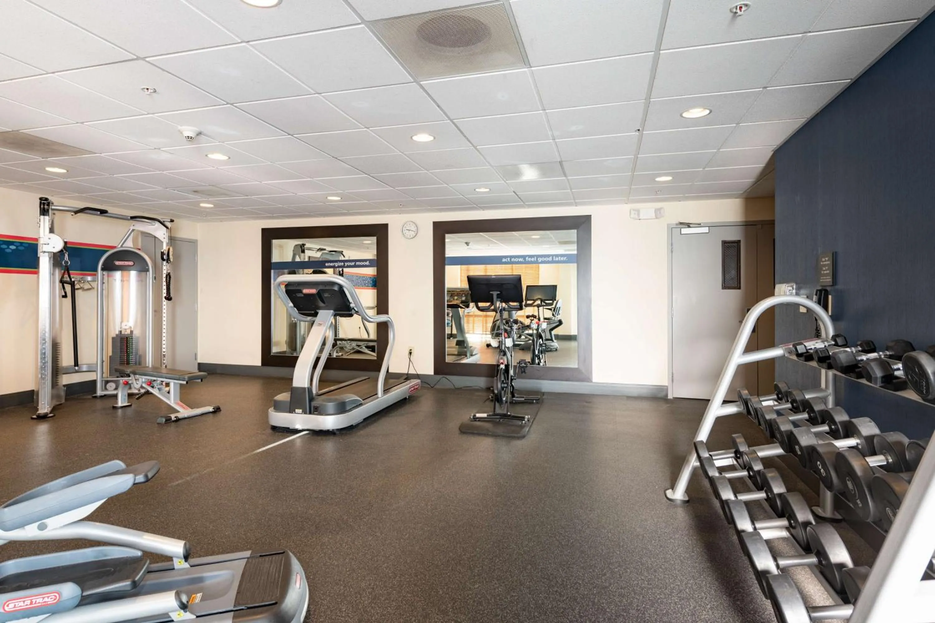 Fitness centre/facilities in Hampton Inn & Suites Pittsburg