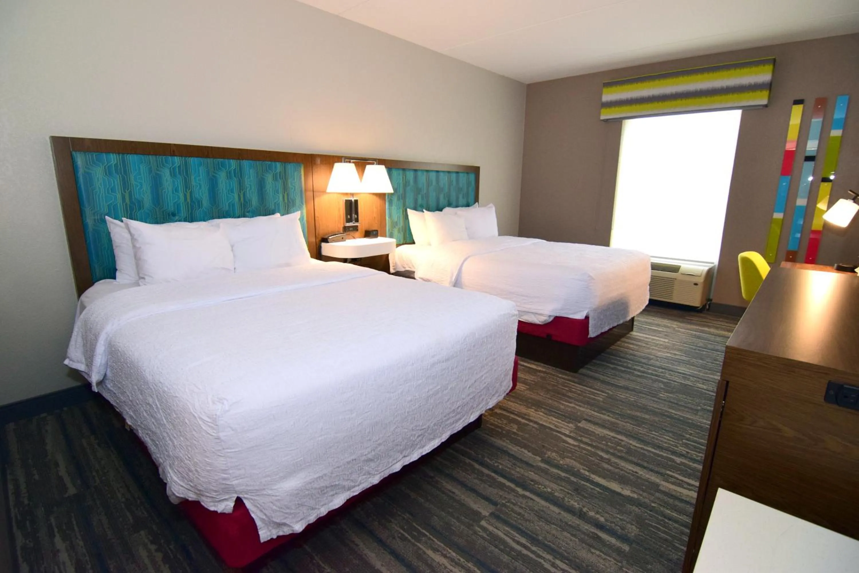 Bedroom, Bed in Hampton Inn Leesburg Tavares