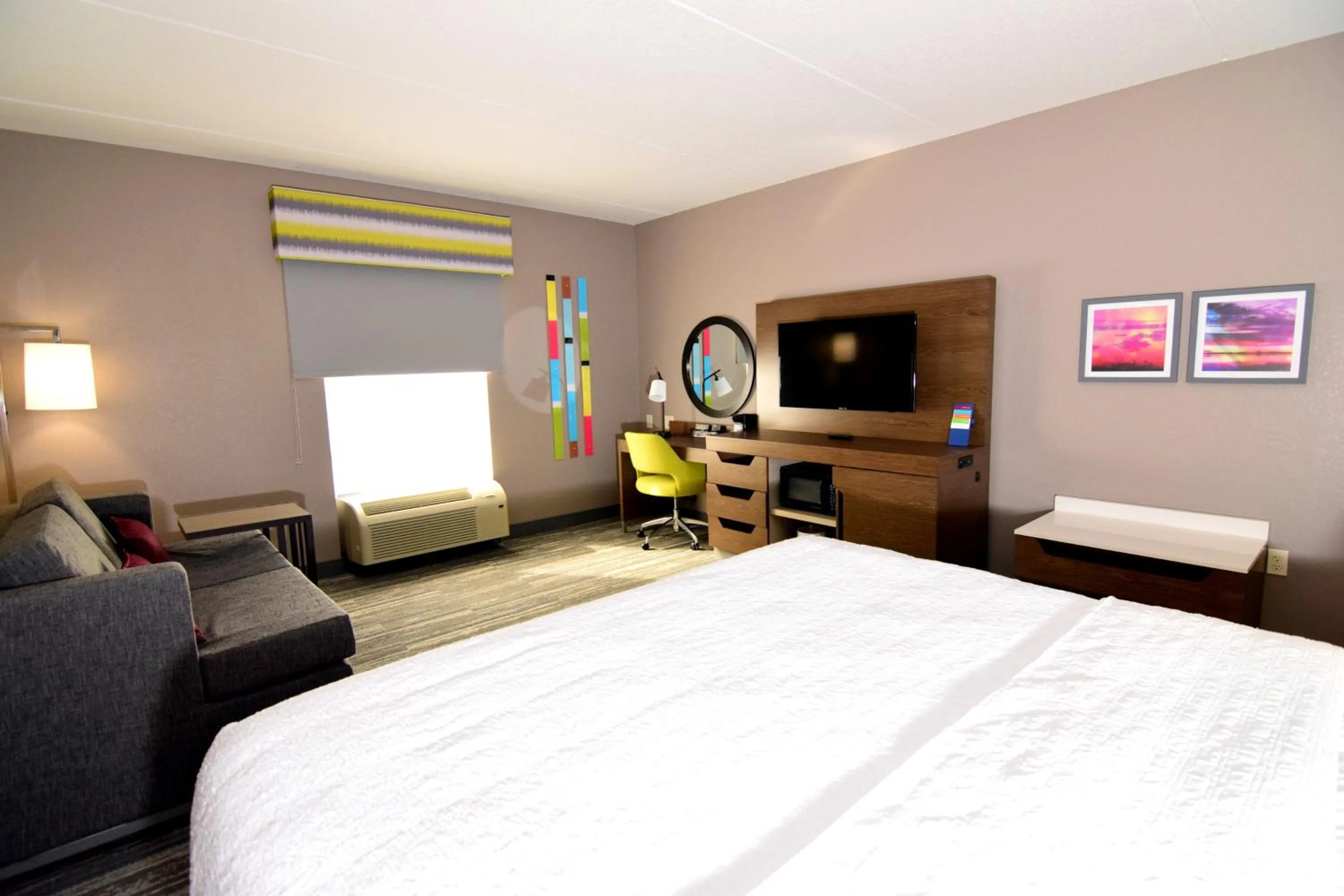 TV and multimedia, Bed in Hampton Inn Leesburg Tavares