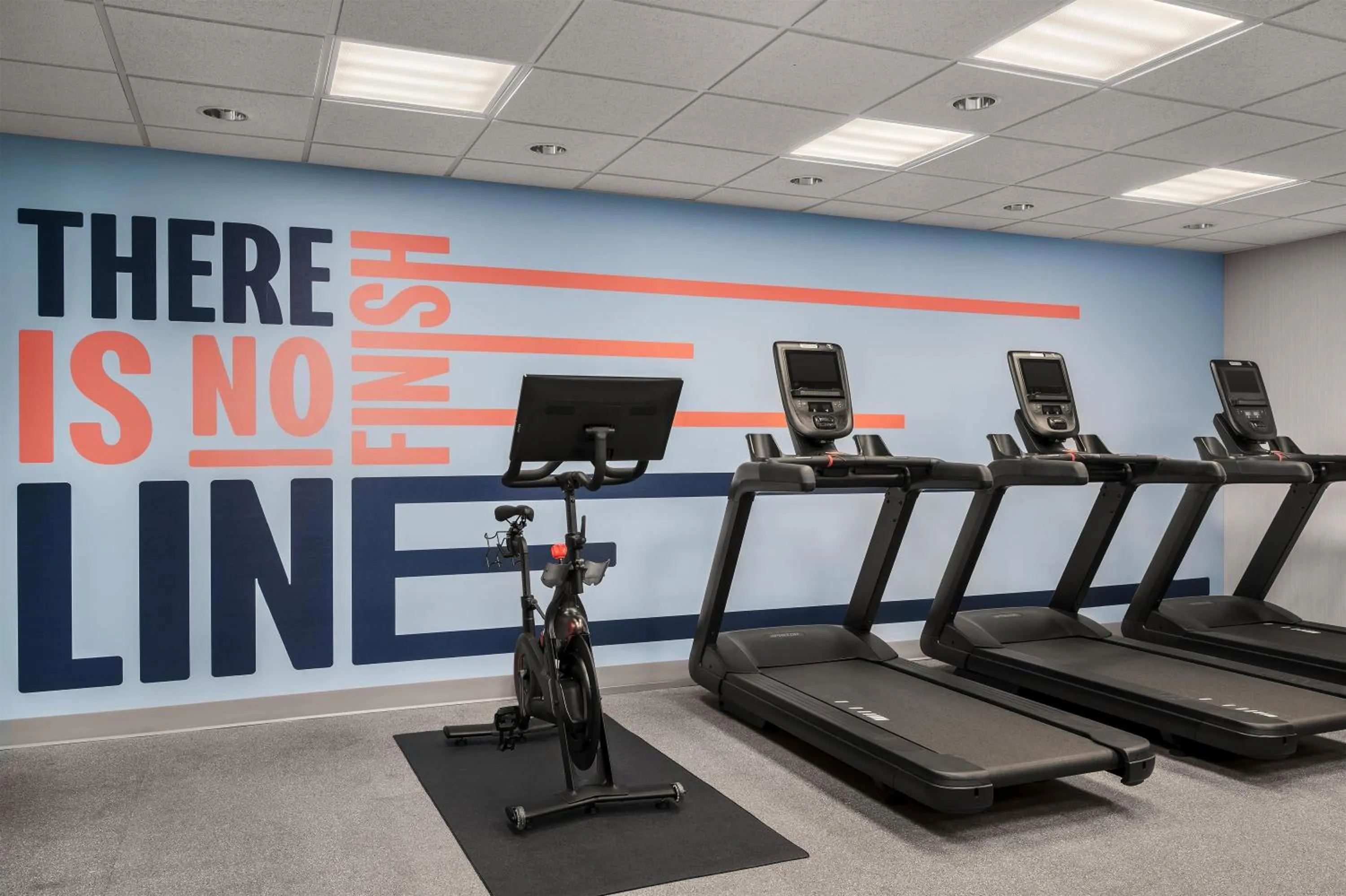 Fitness centre/facilities in Hampton Inn Leesburg Tavares