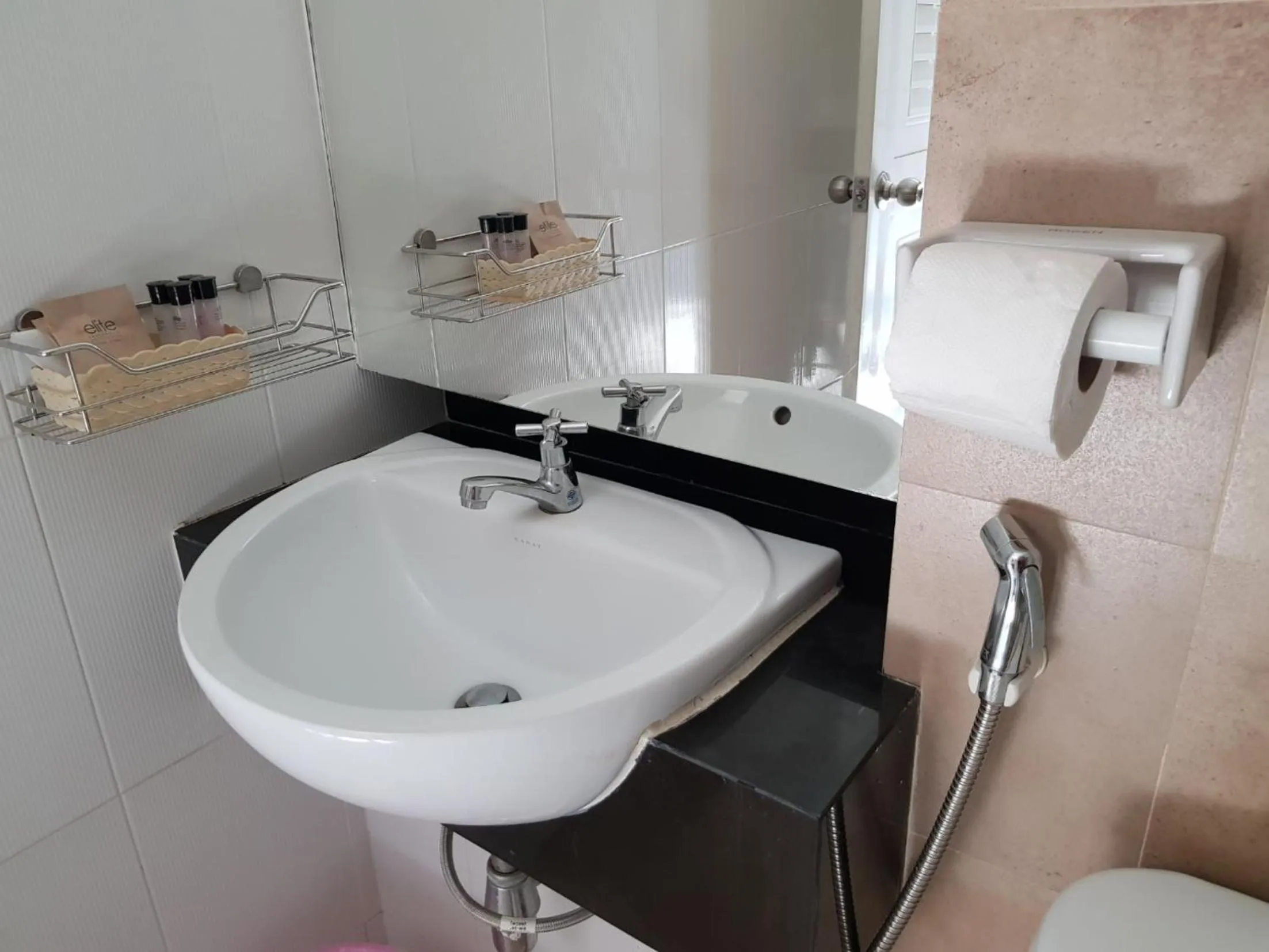 Bathroom in Elite Residence Phitsanulok SHA