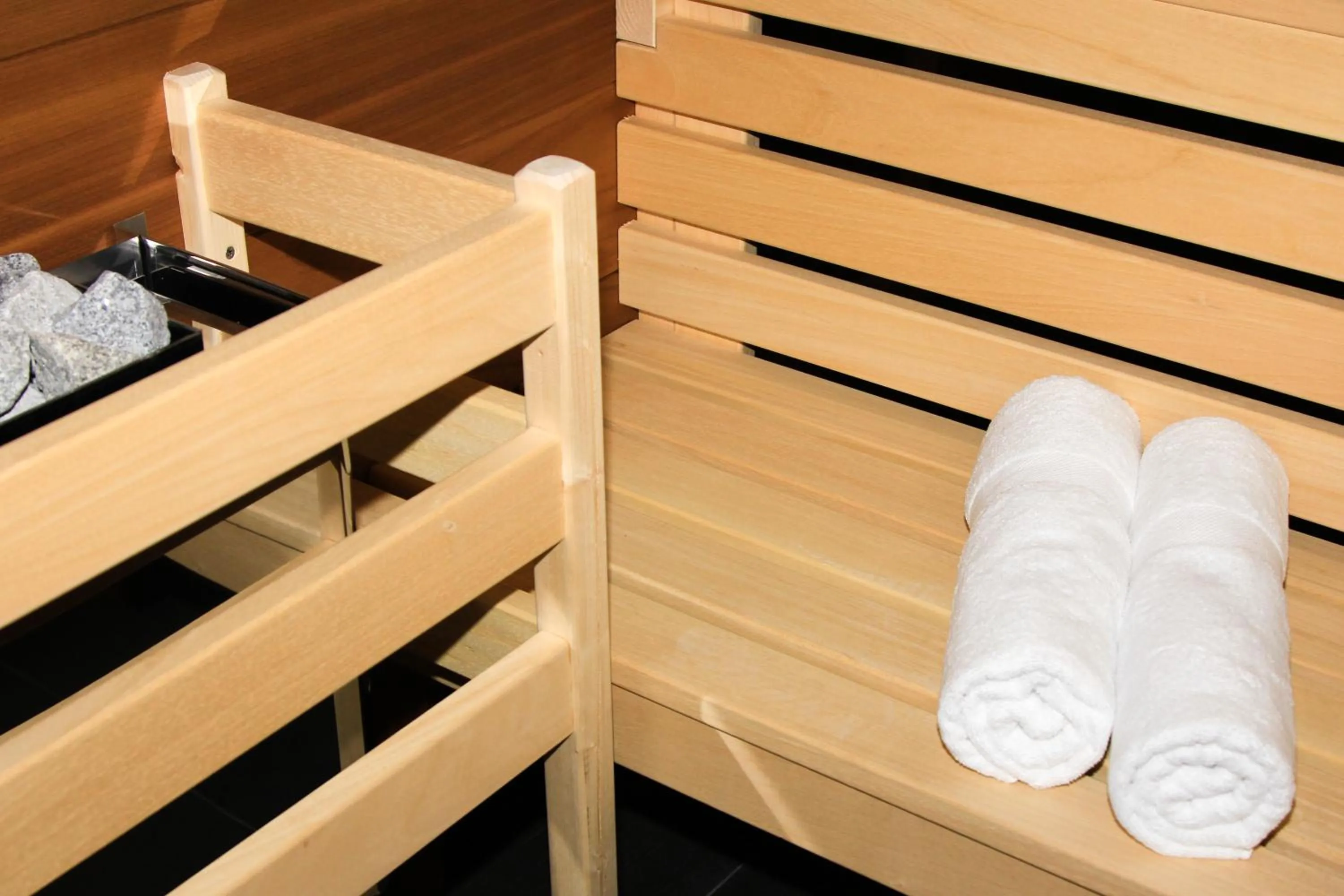 Bathroom, Bed in Hotel Wemperhardt