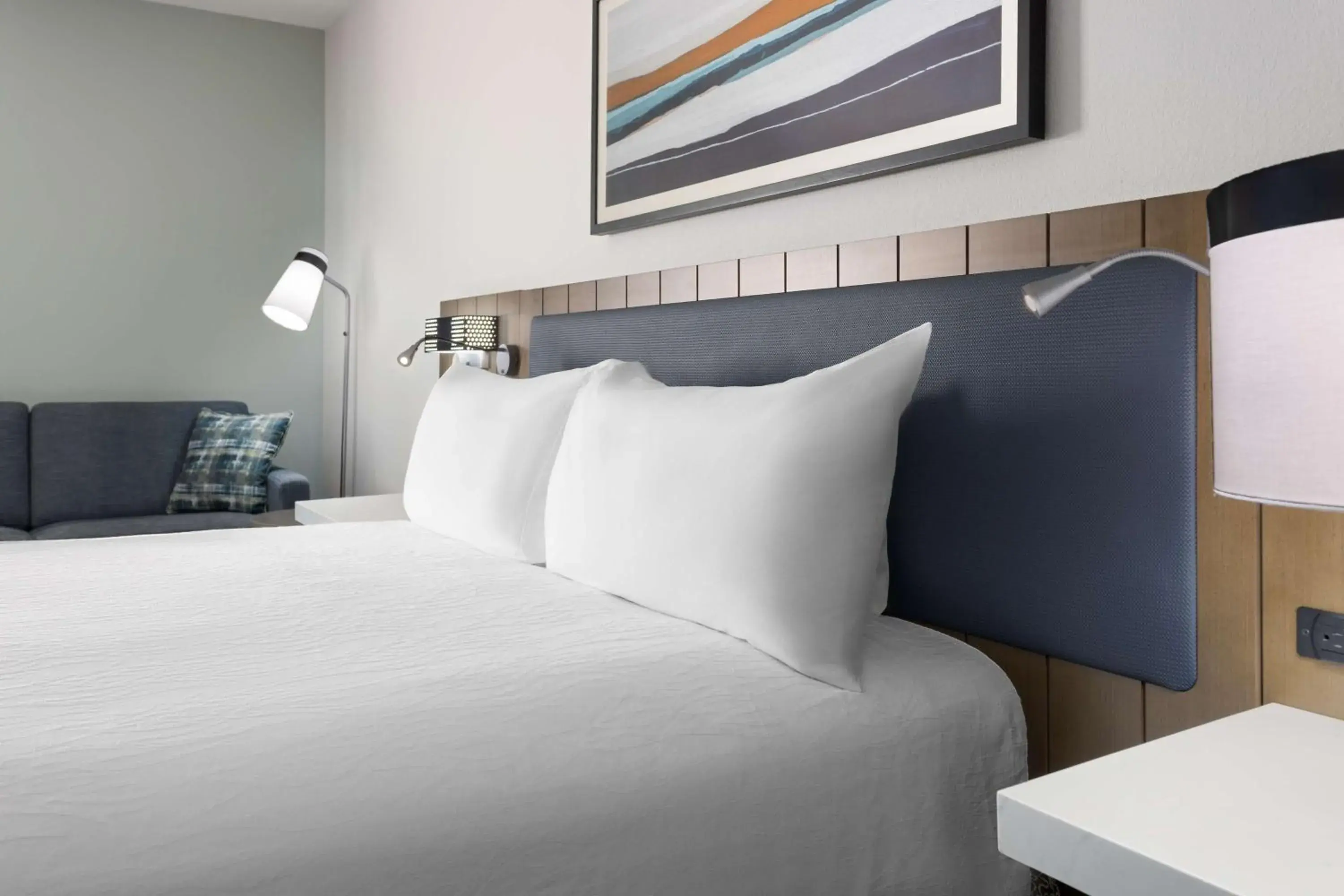 Photo of the whole room, Bed in Hilton Garden Inn Winston-Salem/Hanes Mall Photo of the whole room, Bed in Hilton Garden Inn Winston-Salem/Hanes Mall