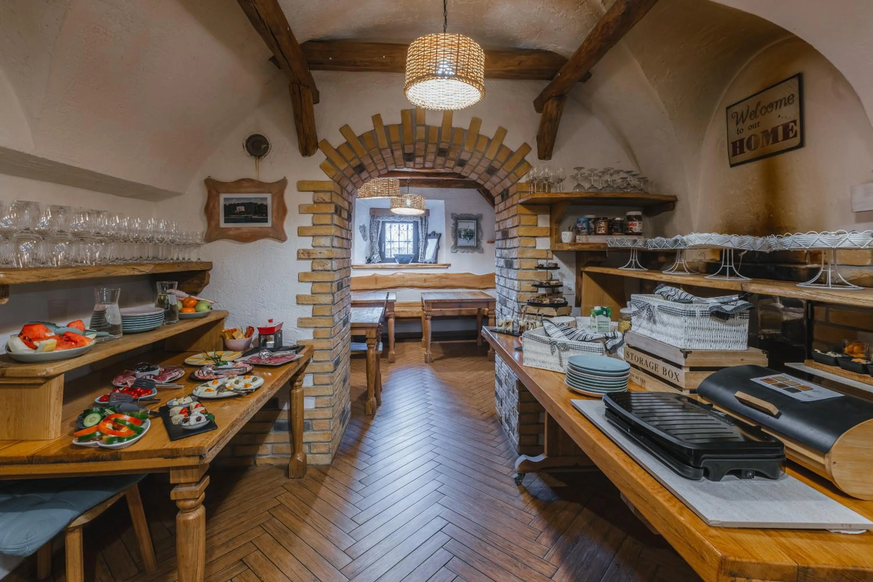 Breakfast in Old Bled House