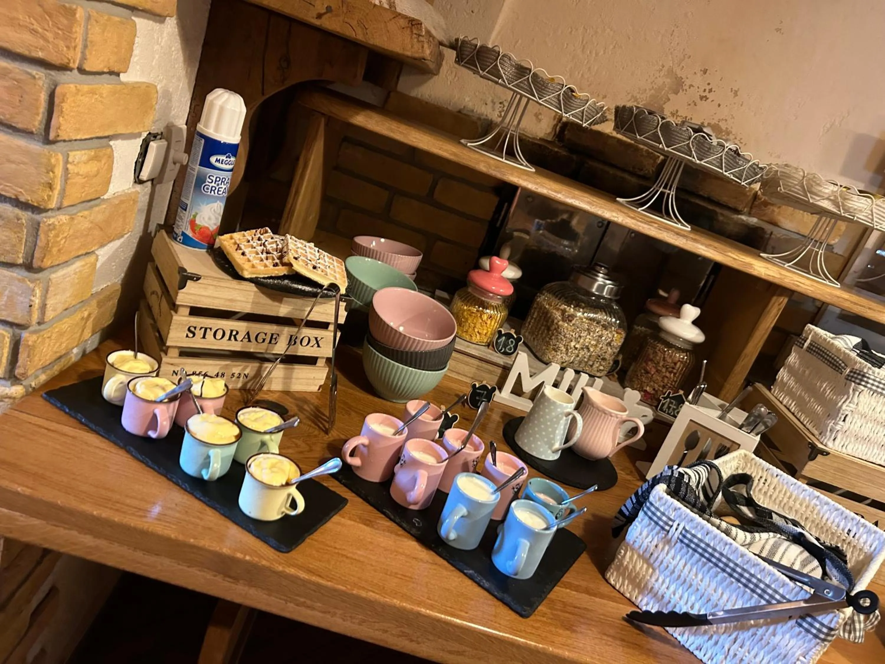 Breakfast in Old Bled House