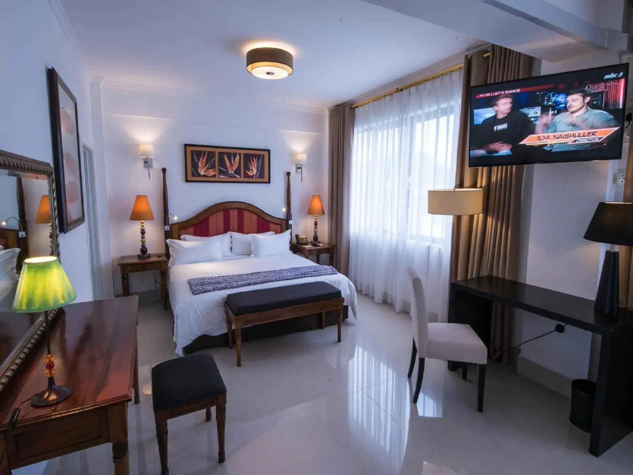 Bedroom in Palms Hotel Bedroom in Palms Hotel