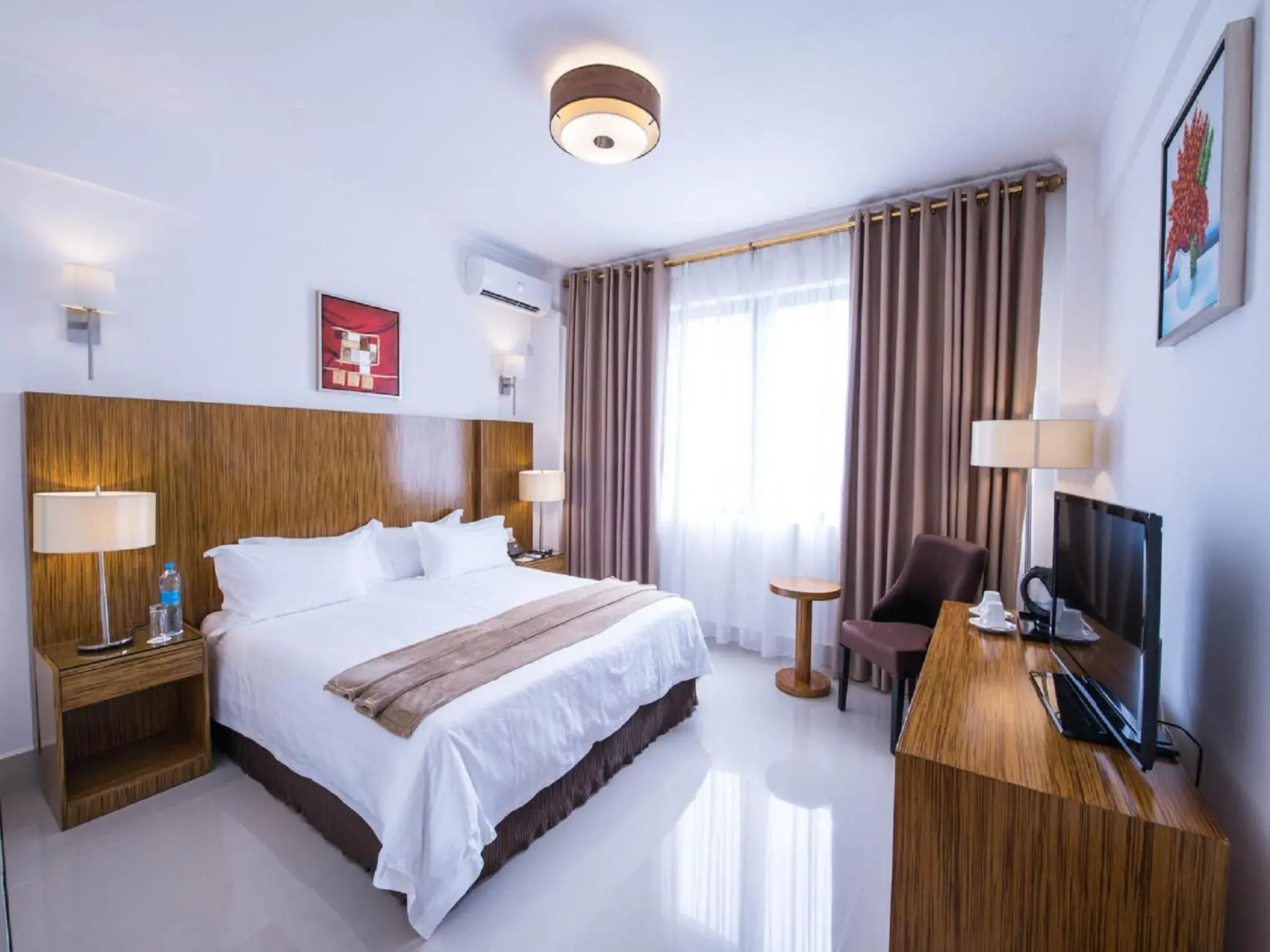 Bedroom in Palms Hotel Bedroom in Palms Hotel