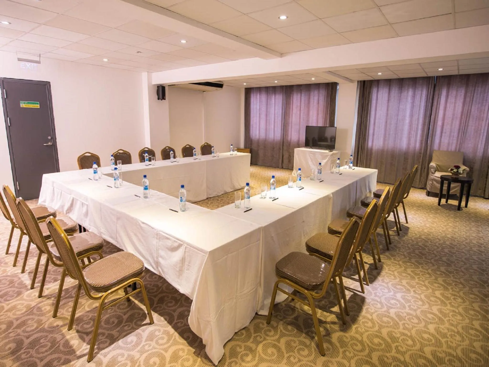 Meeting/conference room in Palms Hotel
