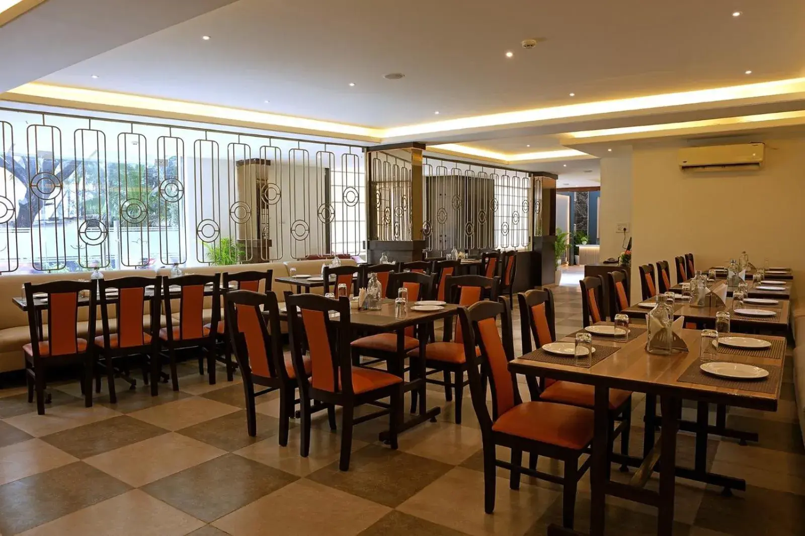 Restaurant/places to eat in Grand Continent - Bangalore International Airport Restaurant/places to eat in Grand Continent - Bangalore International Airport