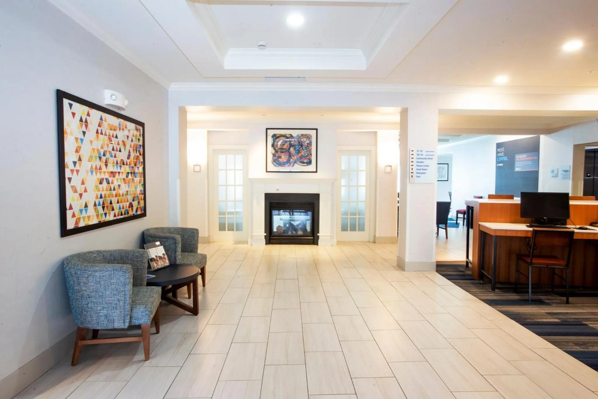 Property building in Holiday Inn Express & Suites Bethlehem Airport-Allentown Area