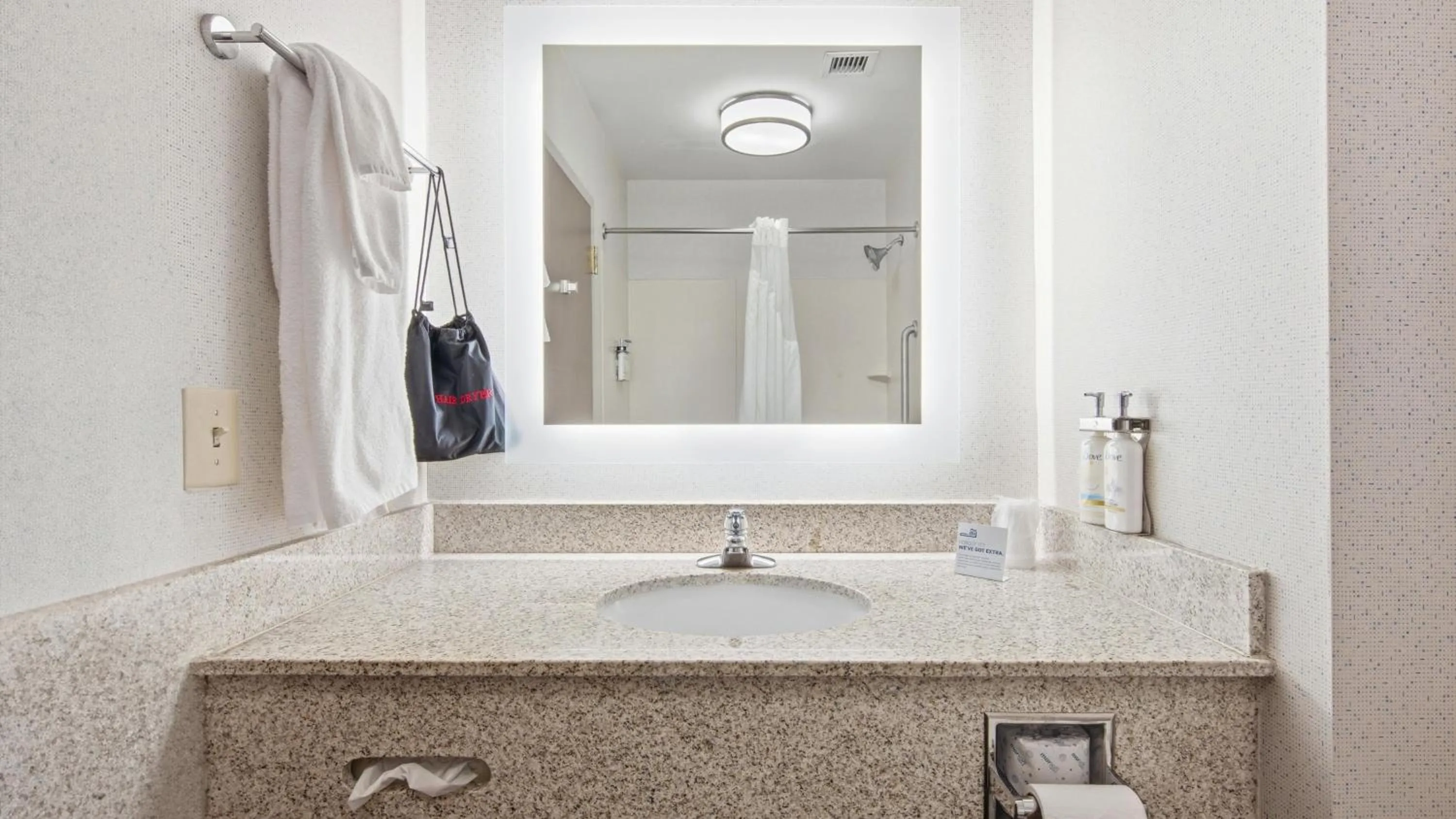 Bathroom in Holiday Inn Express & Suites Bethlehem Airport-Allentown Area