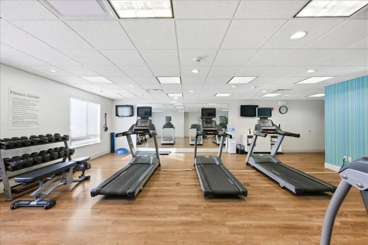 Holiday Inn Express & Suites Bethlehem Airport-Allentown Area Holiday Inn Express & Suites Bethlehem Airport-Allentown Area