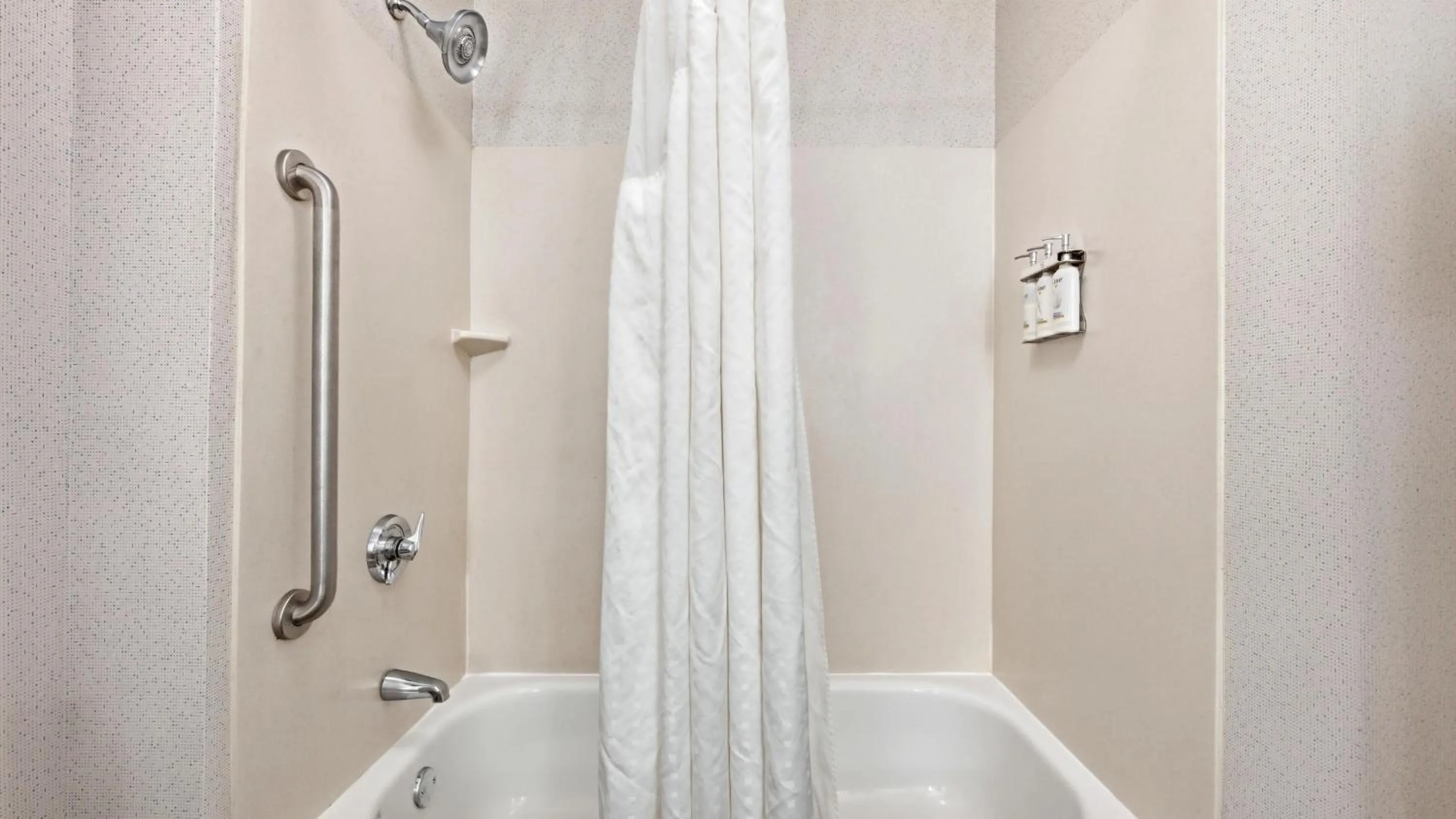 Photo of the whole room in Holiday Inn Express & Suites Bethlehem Airport-Allentown Area