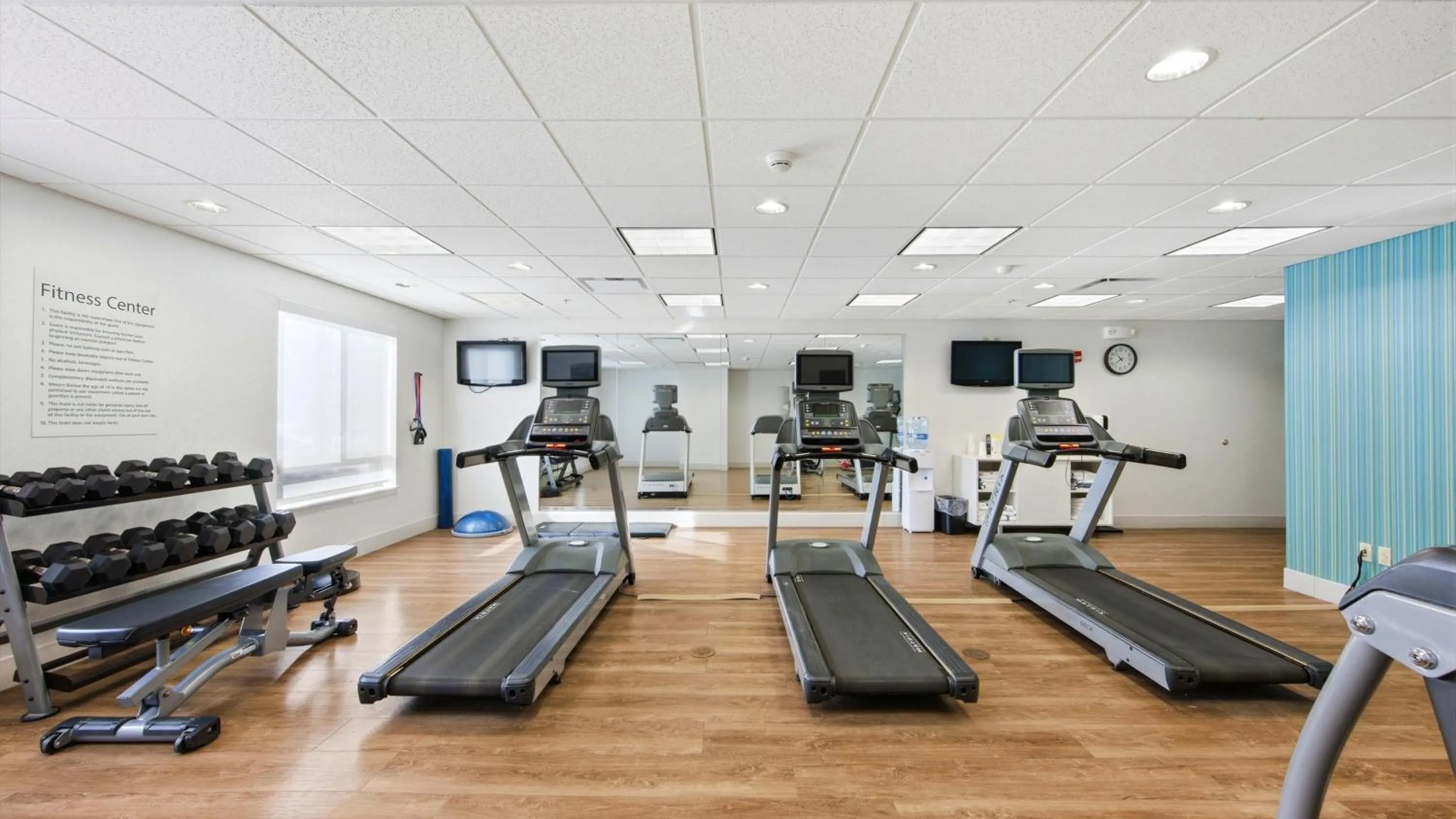 Fitness centre/facilities in Holiday Inn Express & Suites Bethlehem Airport-Allentown Area