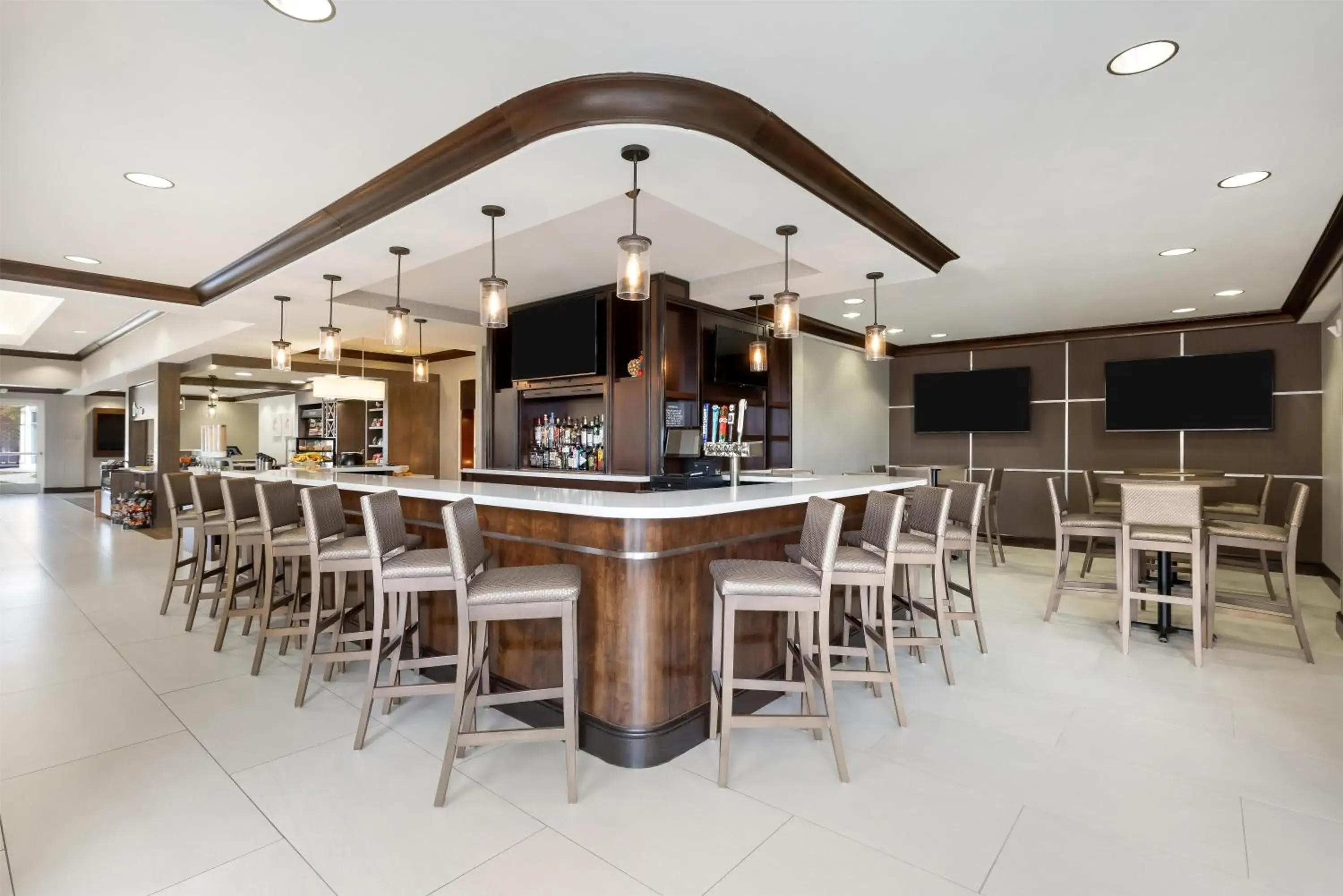 Lounge or bar in Hilton Garden Inn Dulles North Lounge or bar in Hilton Garden Inn Dulles North