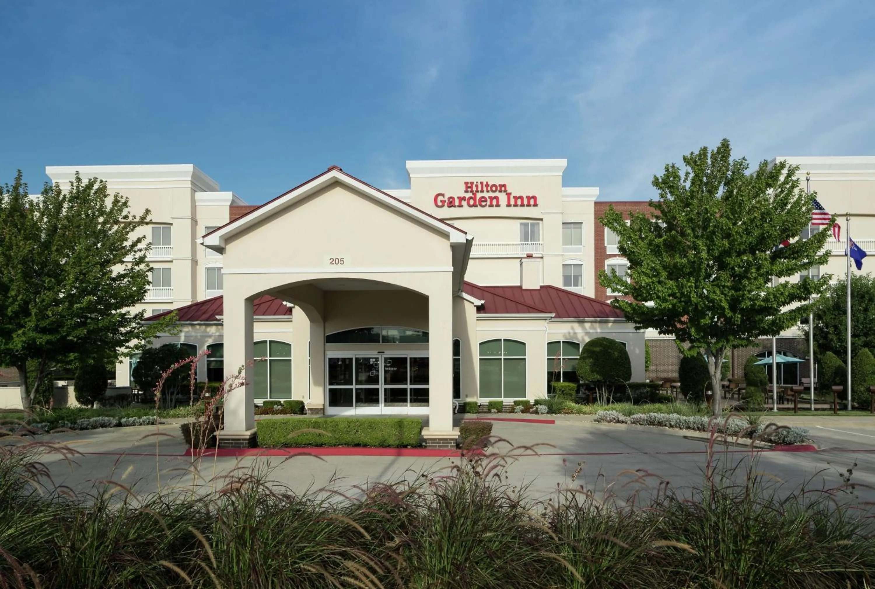 Property building in Hilton Garden Inn DFW North Grapevine