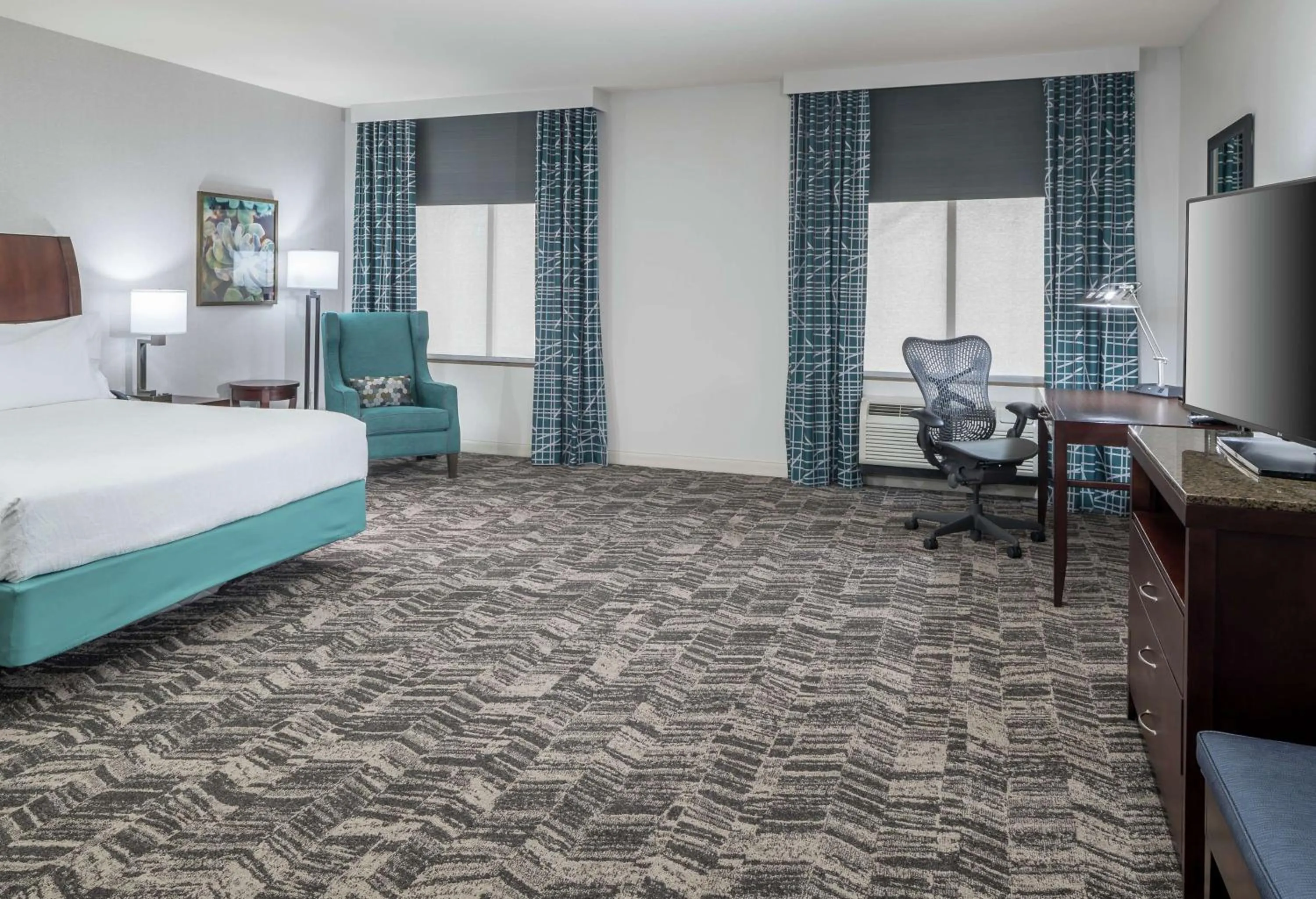 Bedroom, Bed in Hilton Garden Inn DFW North Grapevine