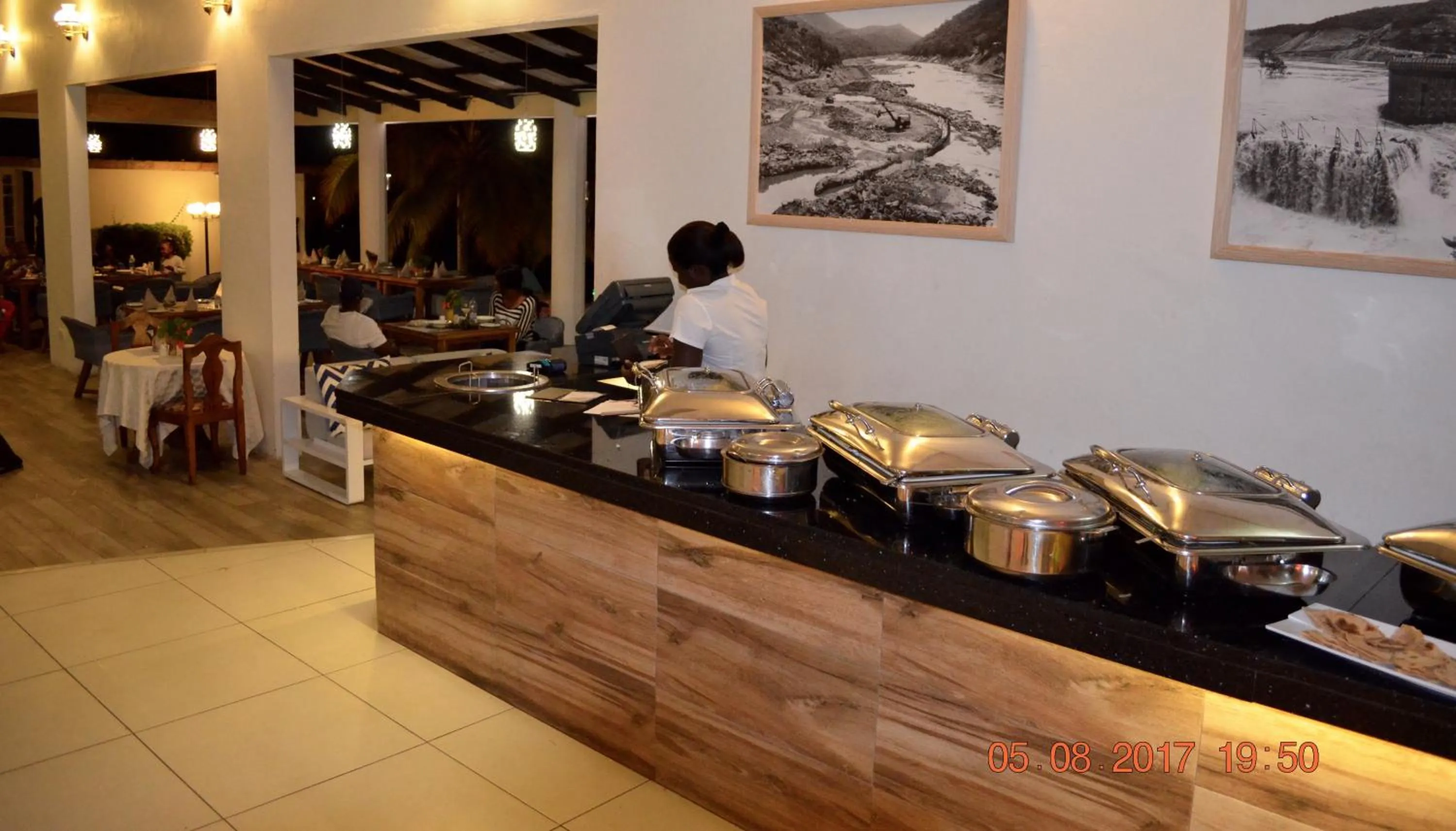 Restaurant/places to eat in Lake Kariba Inns