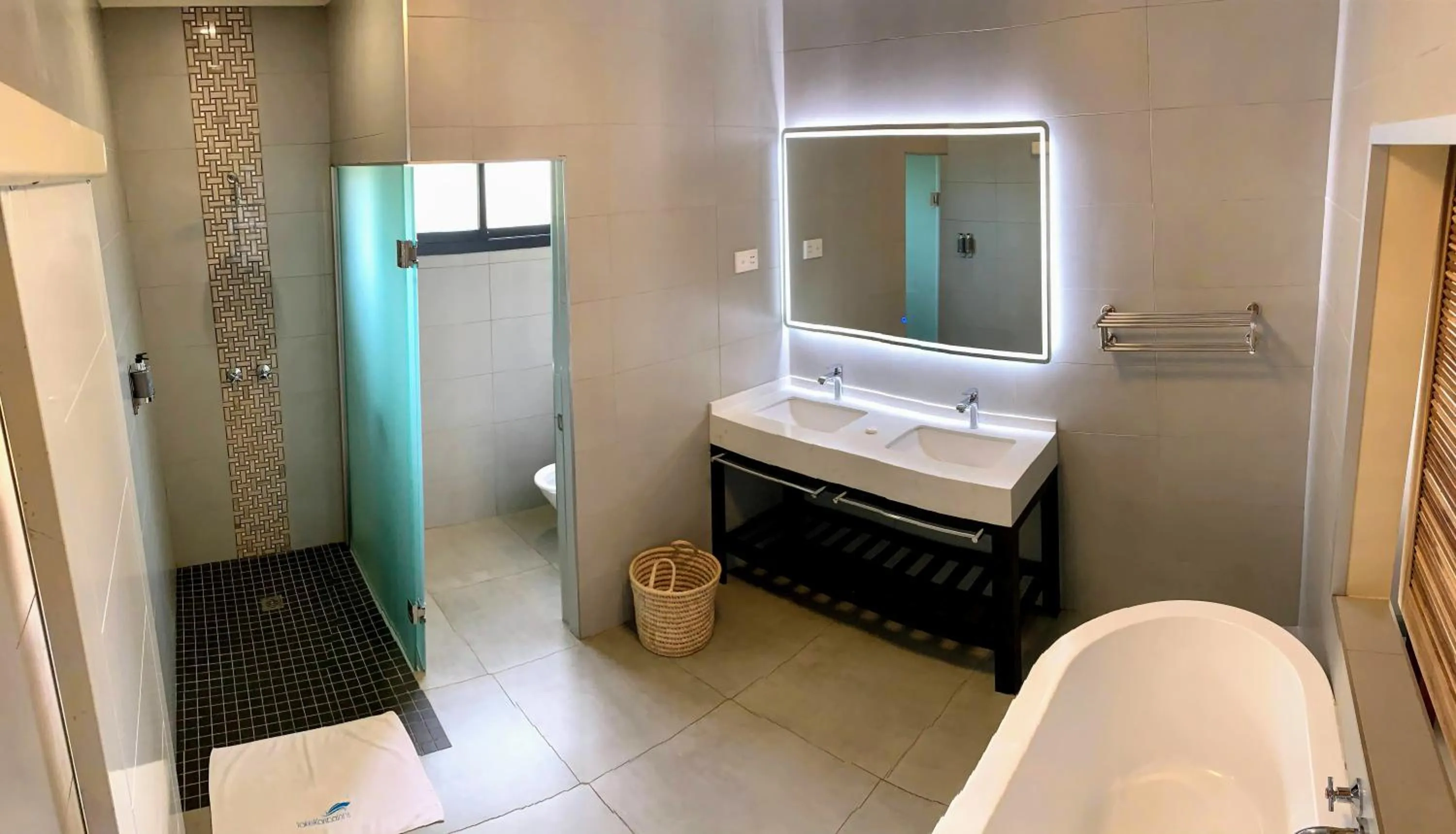 Shower in Lake Kariba Inns