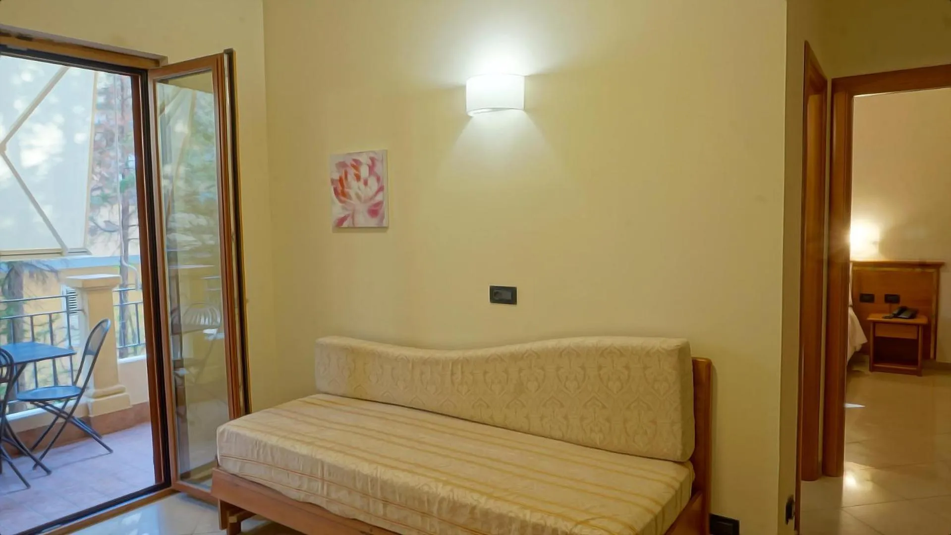 Living room, Bed in Hotel Residence Piccolo