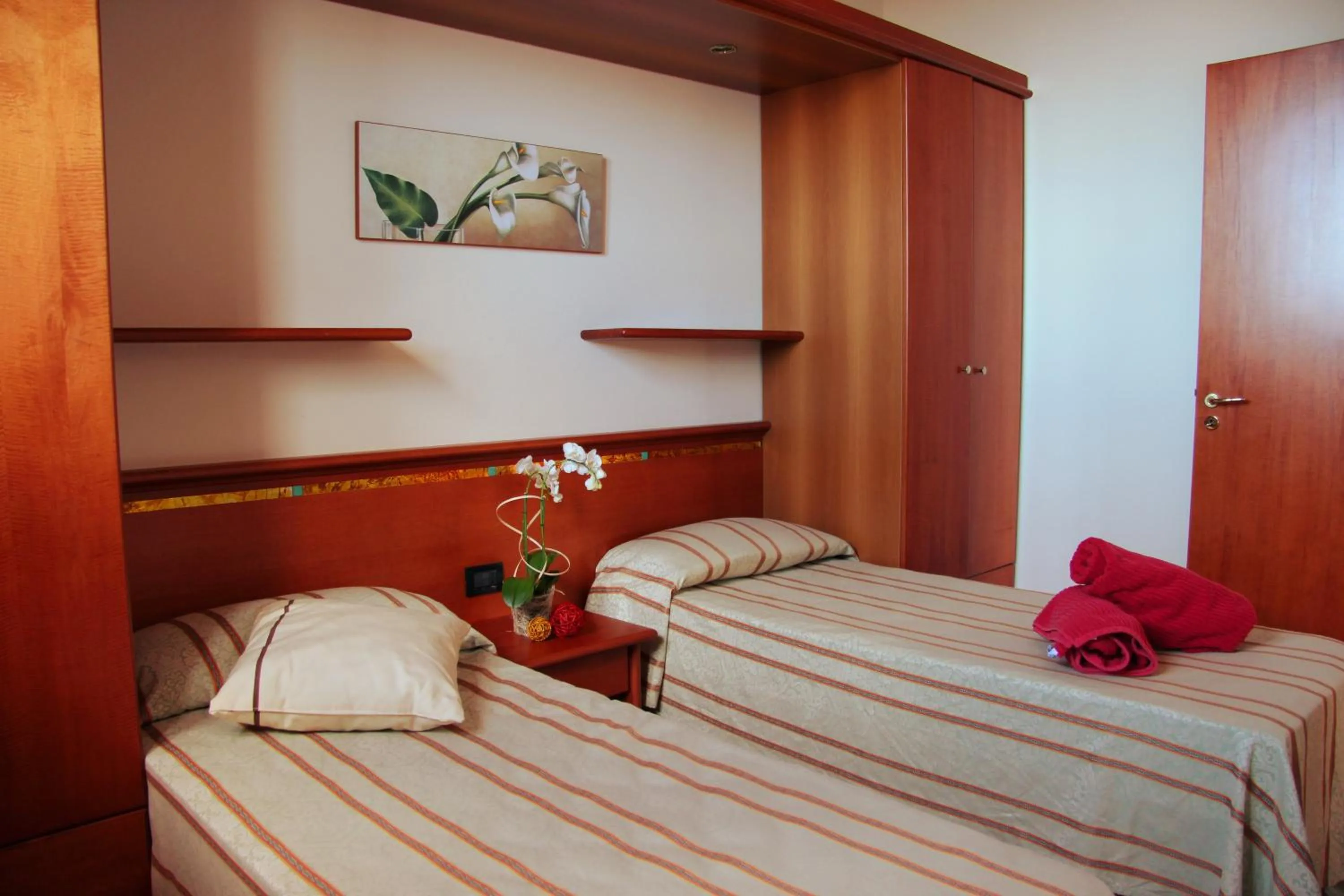 TV and multimedia, Bed in Hotel Residence Piccolo