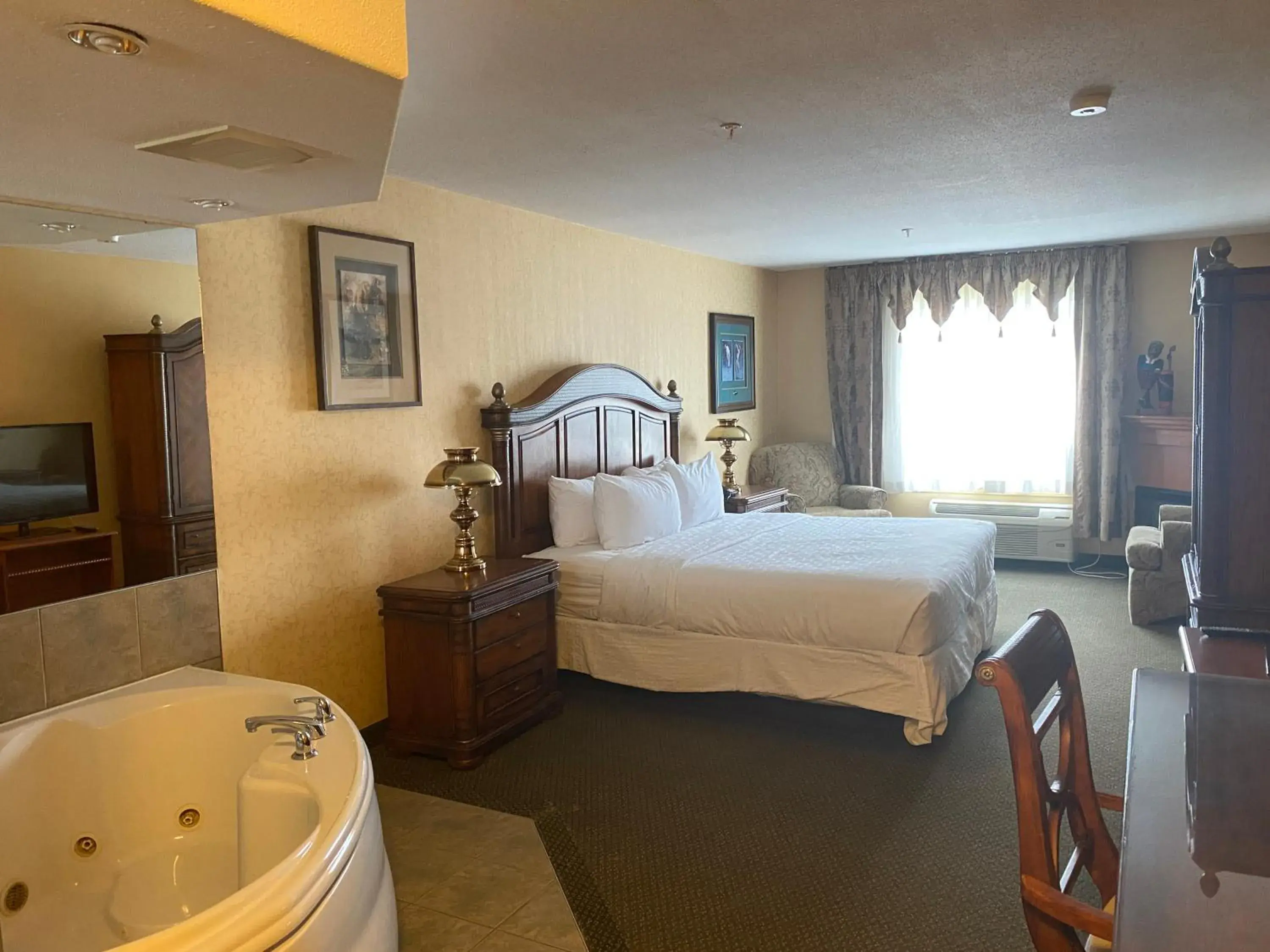 Bedroom, Bed in Merit Hotel & Suites Bedroom, Bed in Merit Hotel & Suites