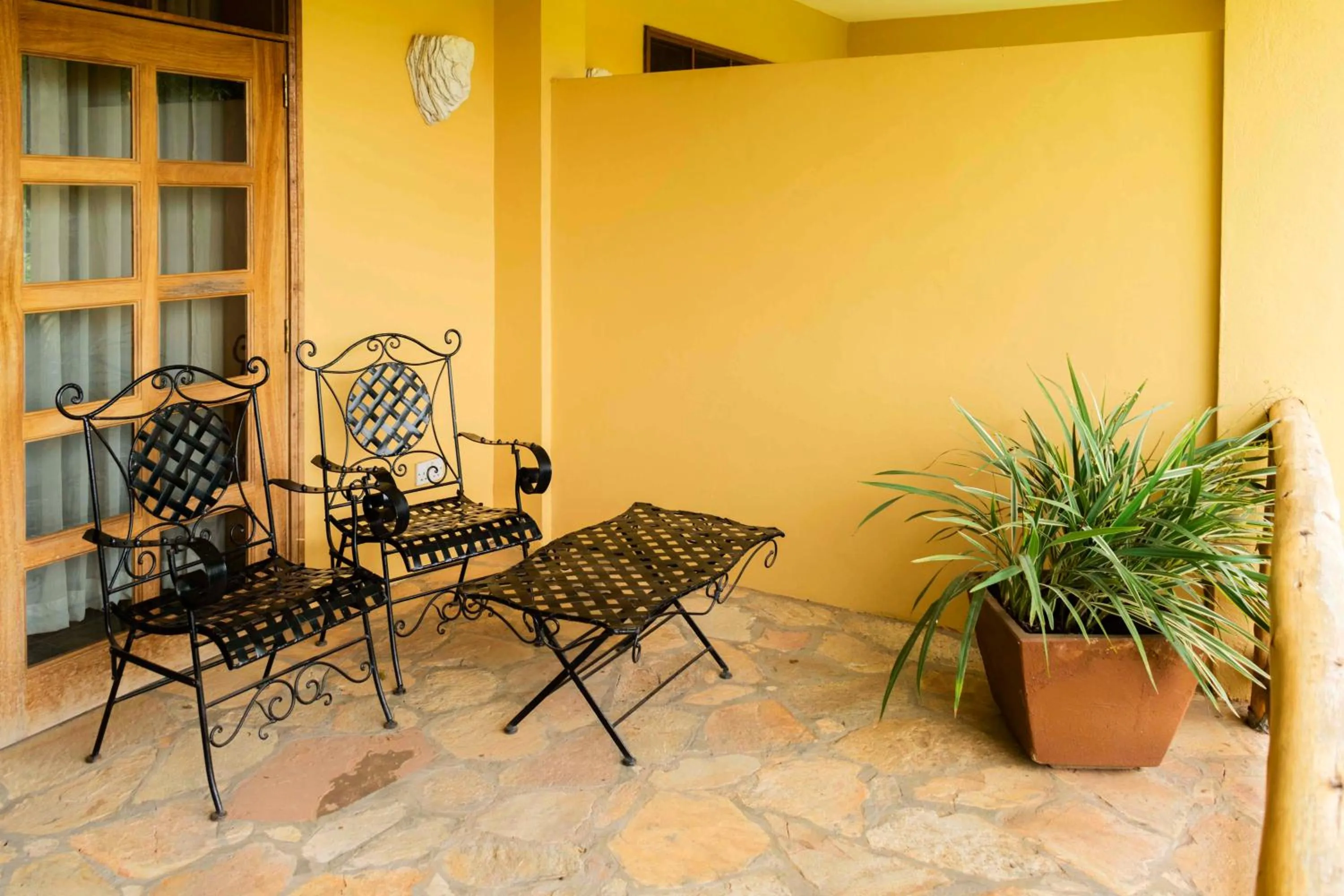 Balcony/Terrace in Mountains of the Moon Hotel Fort Portal