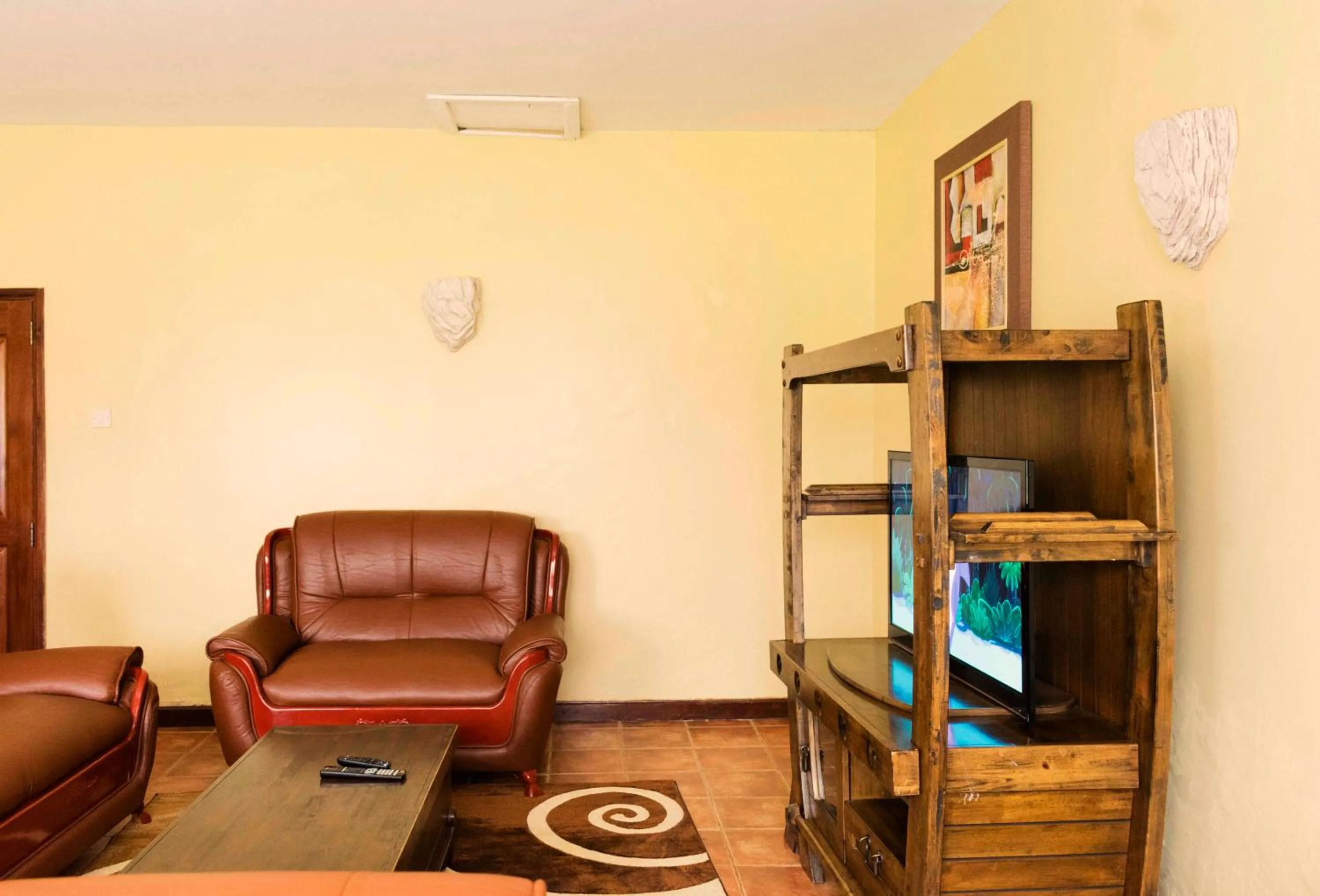 Seating area in Mountains of the Moon Hotel Fort Portal