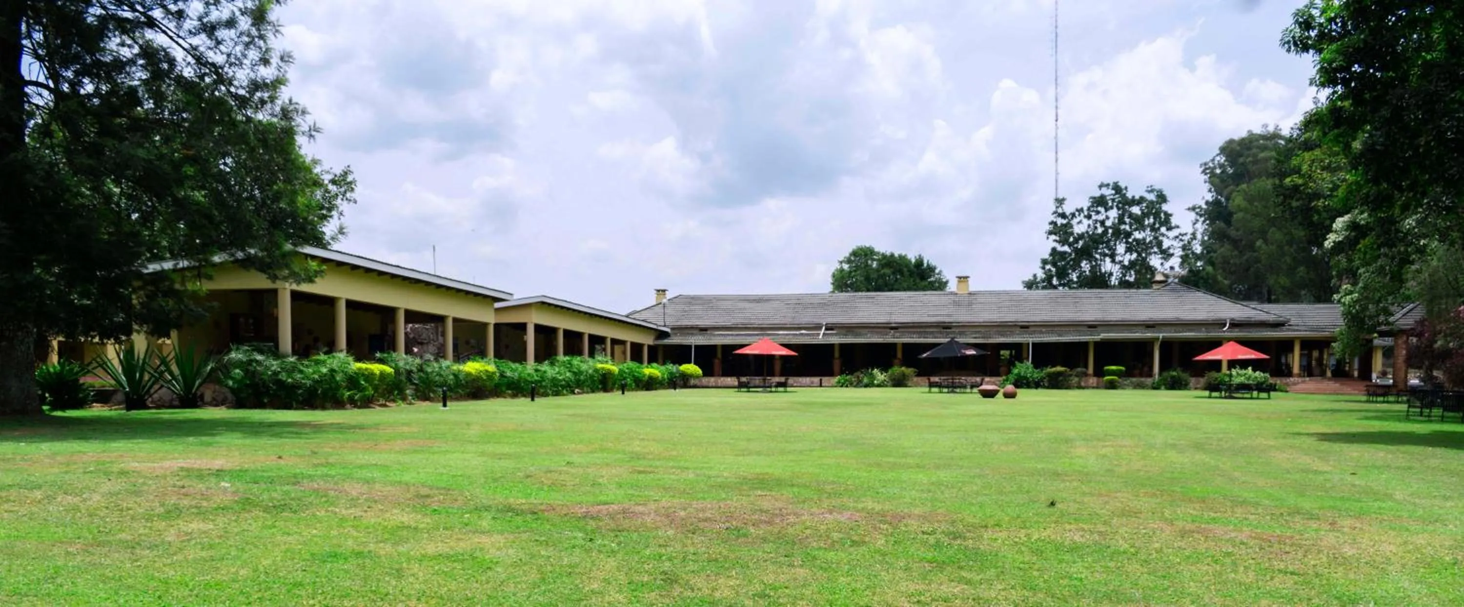 Garden in Mountains of the Moon Hotel Fort Portal