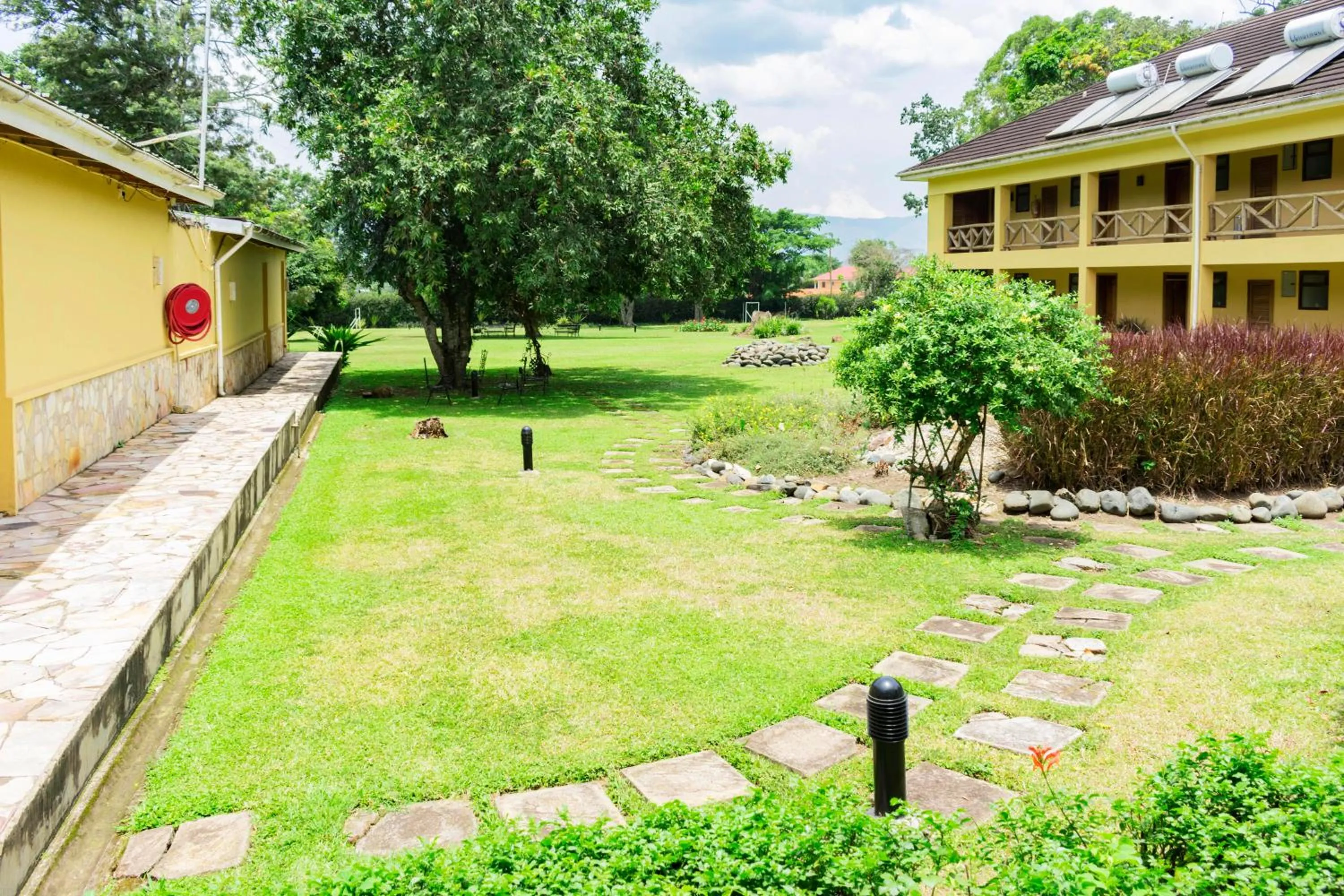 Garden in Mountains of the Moon Hotel Fort Portal