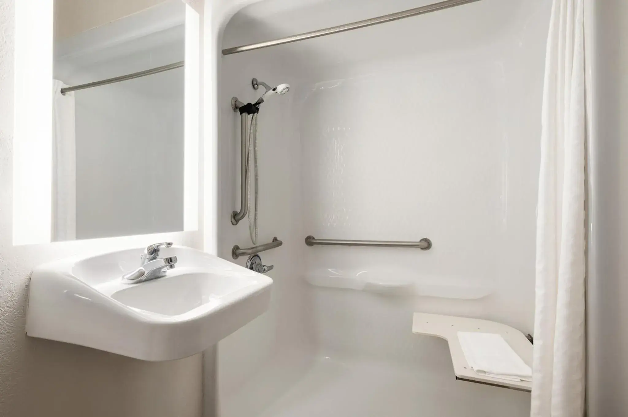 Queen Studio Suite with Two Queen Beds - Mobility Access Roll in Shower/Non-Smoking in Candlewood Suites Watertown Fort Drum by IHG Queen Studio Suite with Two Queen Beds - Mobility Access Roll in Shower/Non-Smoking in Candlewood Suites Watertown Fort Drum by IHG