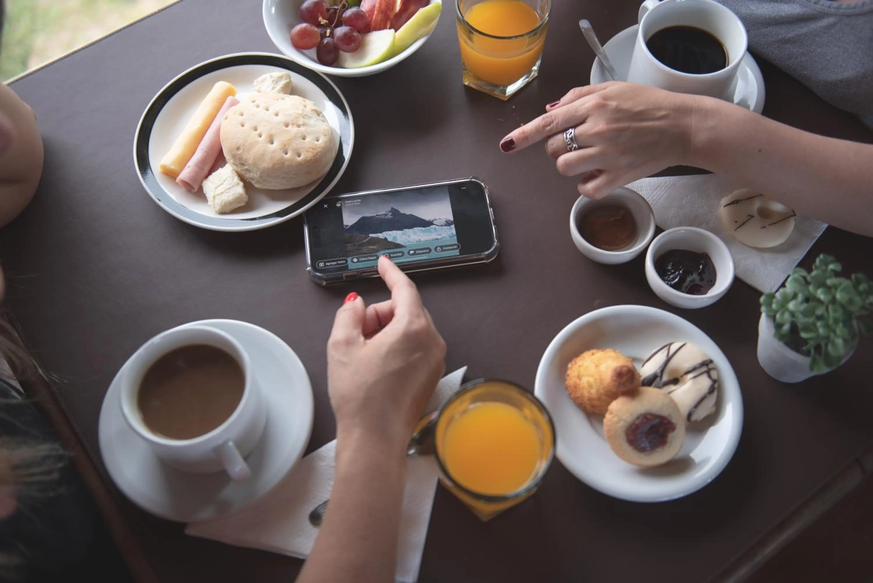 Breakfast in Glaciares De La Patagonia