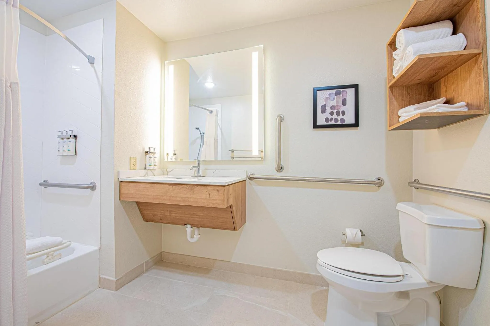 Photo of the whole room in Staybridge Suites Lafayette-Airport by IHG