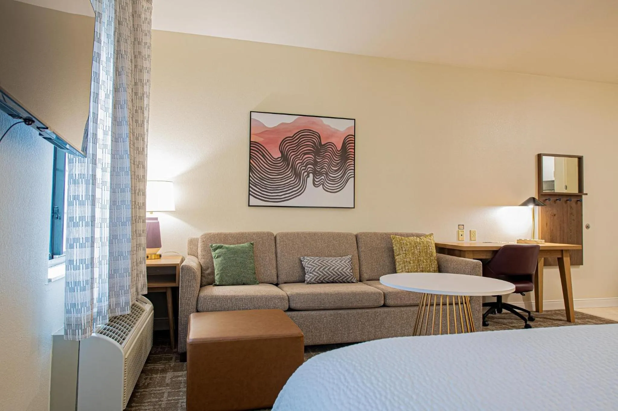 Photo of the whole room, Bed in Staybridge Suites Lafayette-Airport by IHG