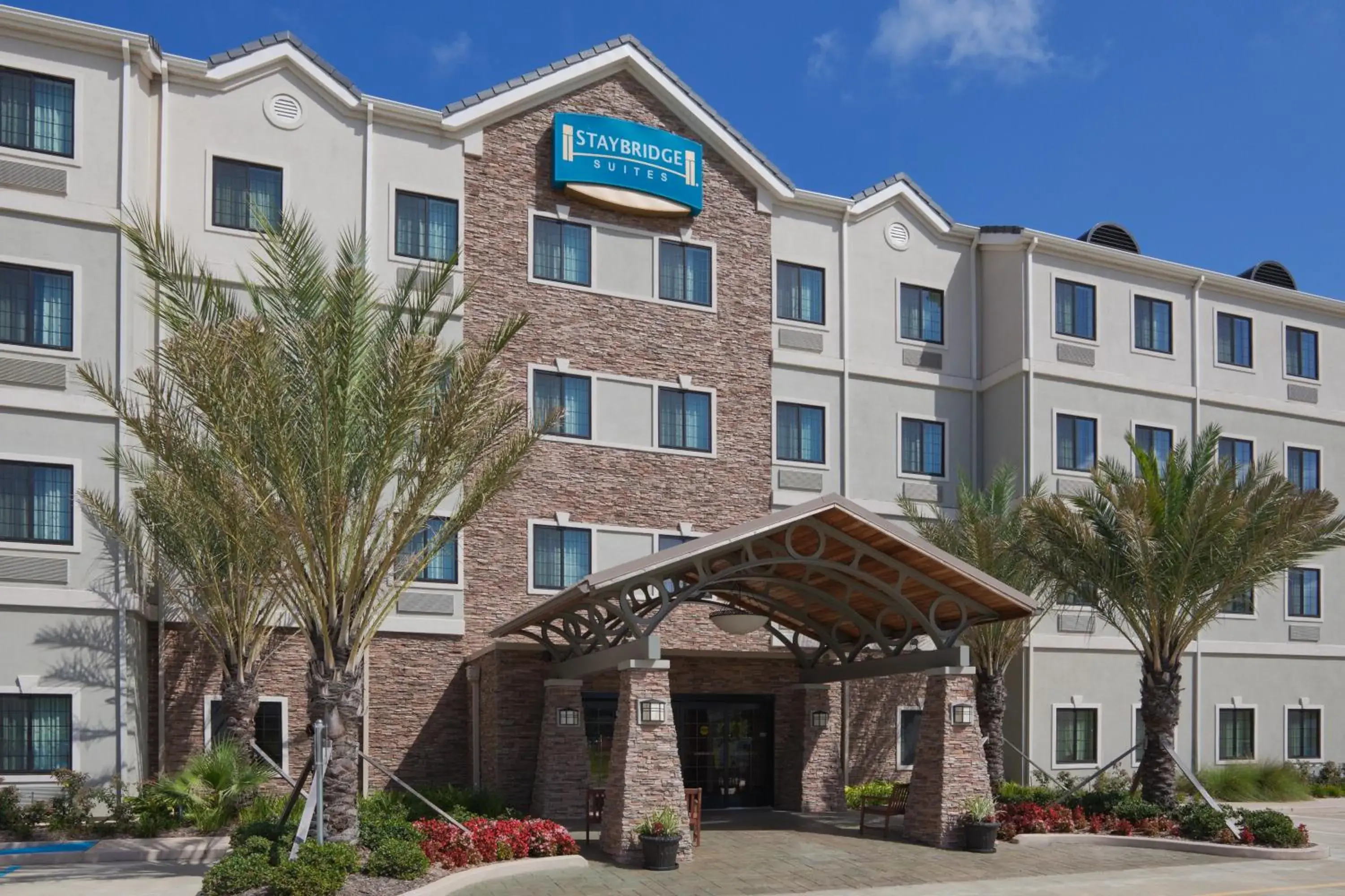 Property building in Staybridge Suites Lafayette-Airport by IHG Property building in Staybridge Suites Lafayette-Airport by IHG