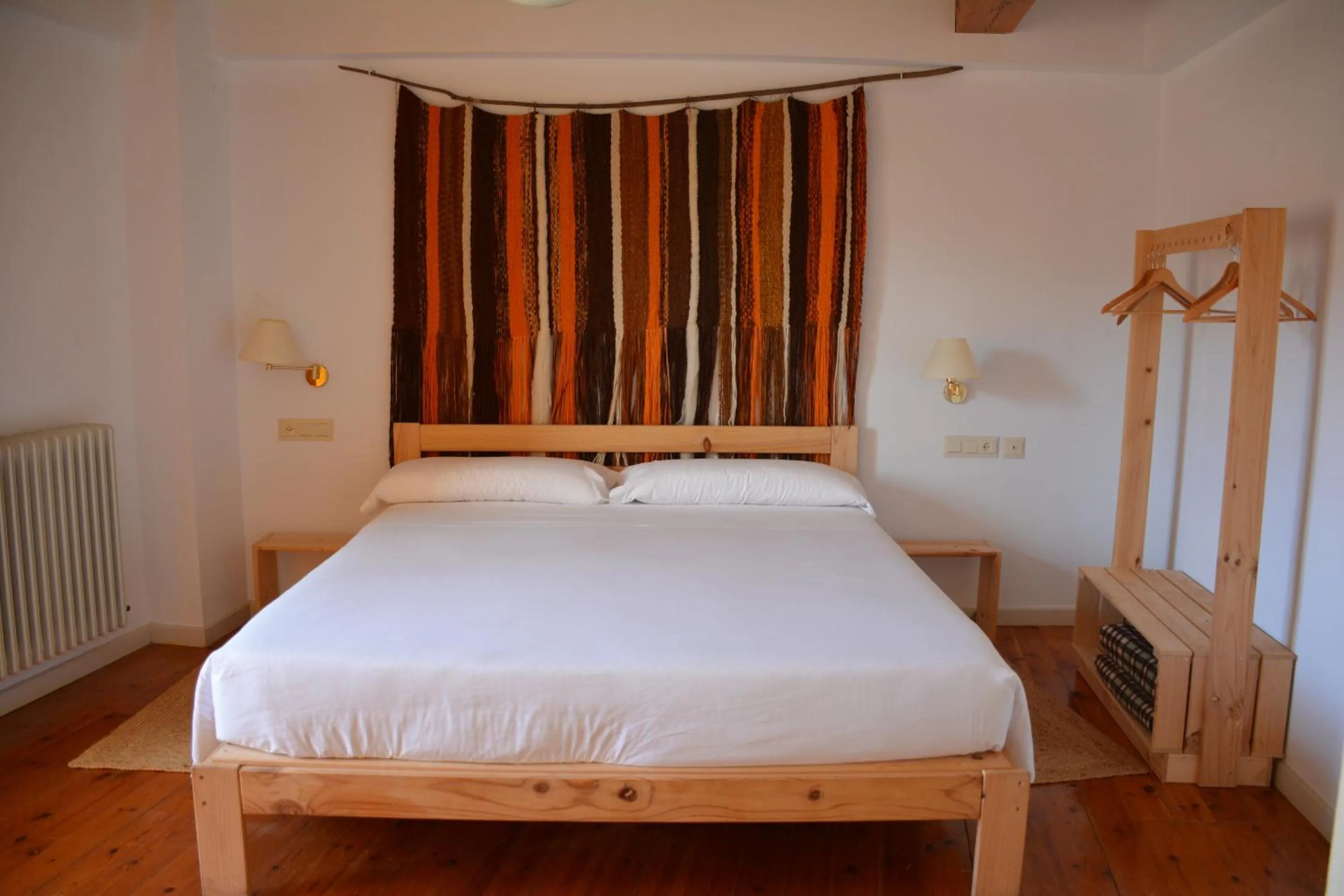 Bedroom, Bed in Posada Hoyos de Iregua